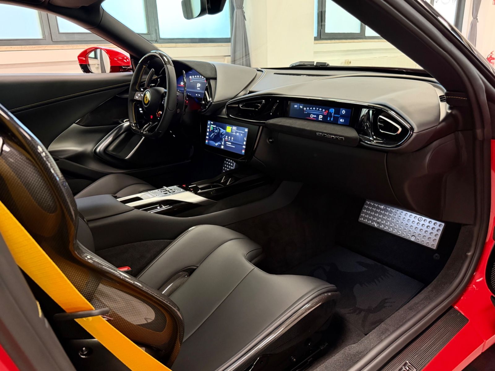 Fahrzeugabbildung Ferrari 12 CILINDRI NOVITEC UNIQUE CARBON LIFT JBL FULL!