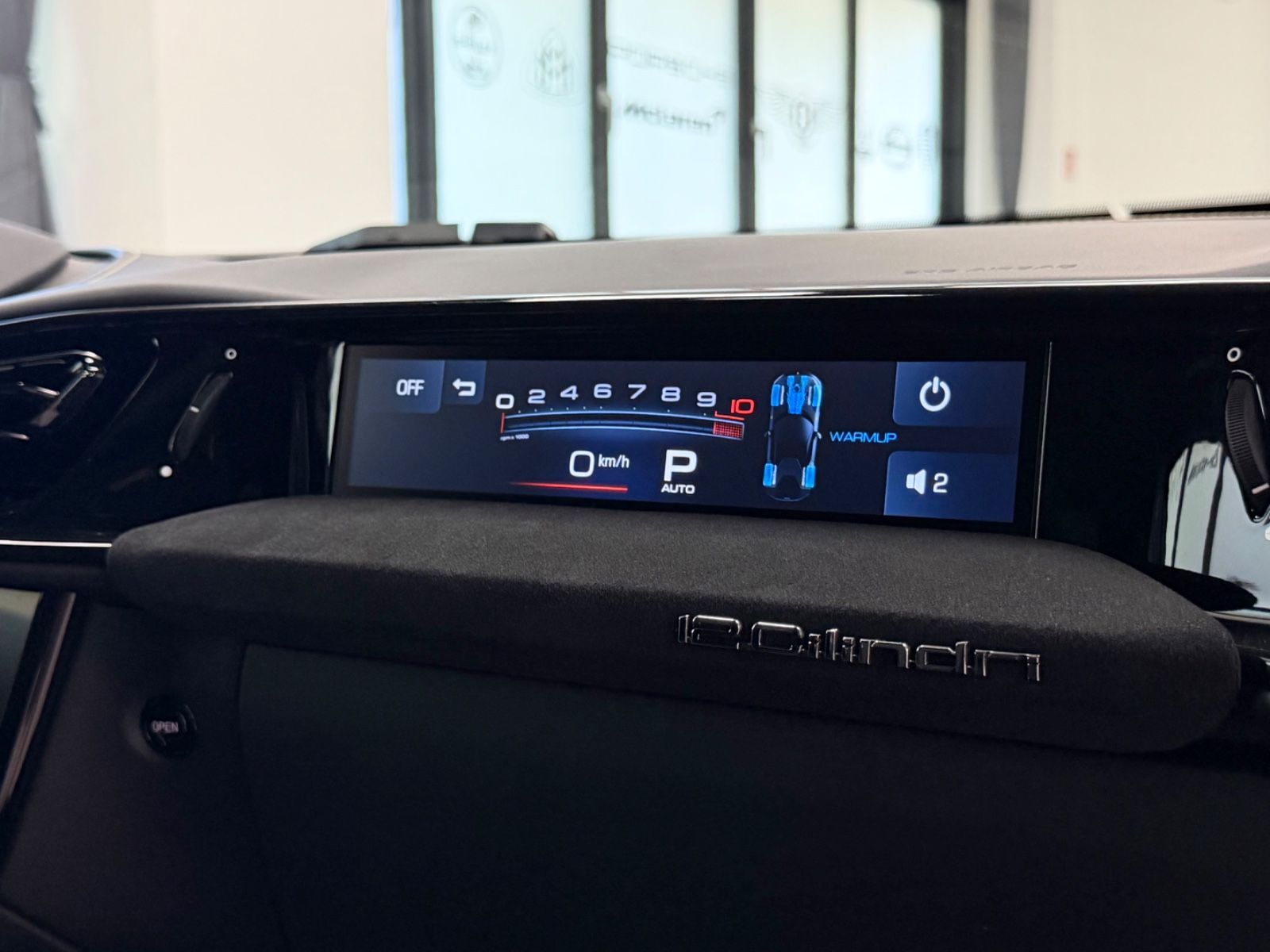 Fahrzeugabbildung Ferrari 12 CILINDRI NOVITEC UNIQUE CARBON LIFT JBL FULL!