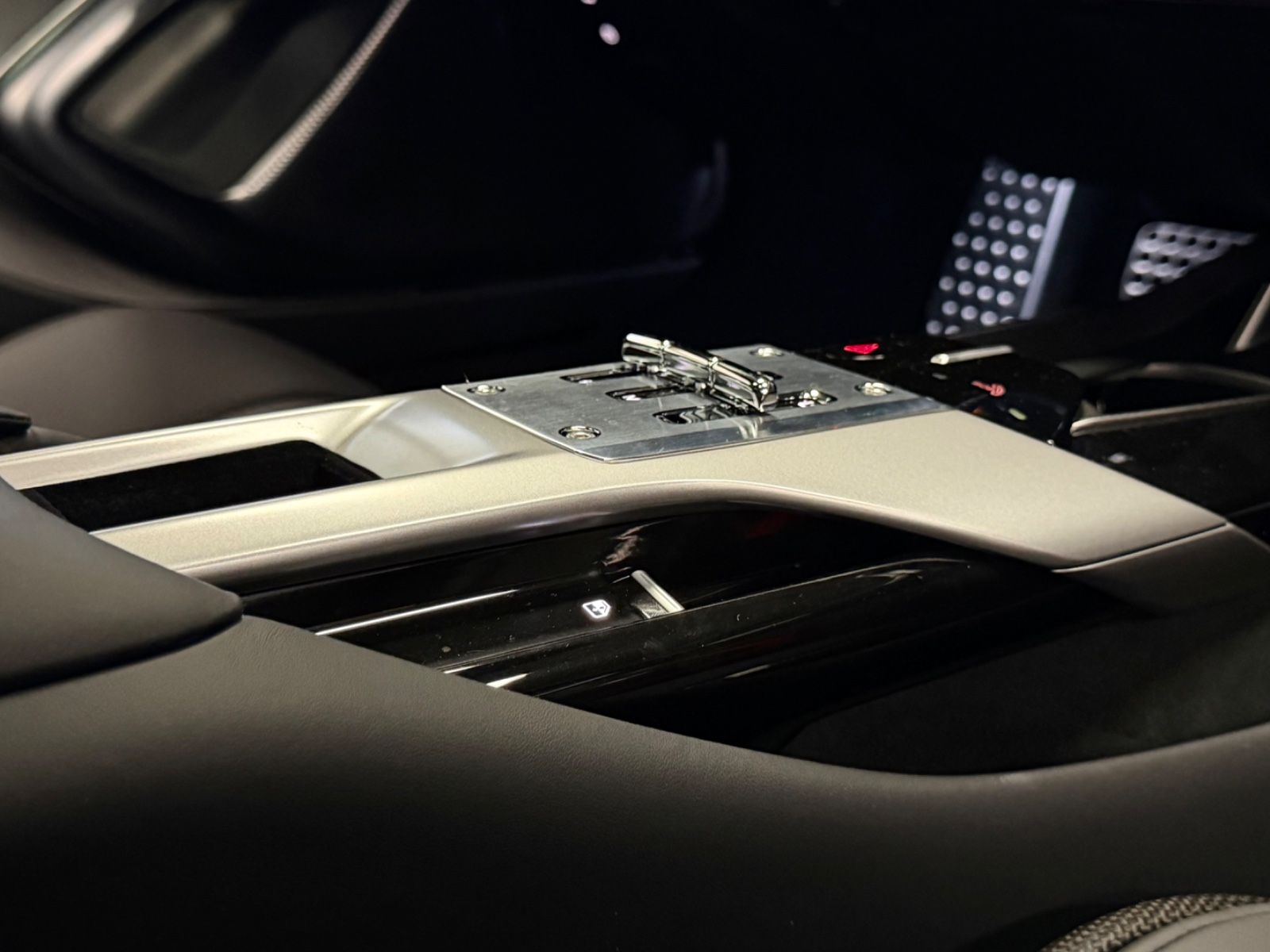 Fahrzeugabbildung Ferrari 12 CILINDRI NOVITEC UNIQUE CARBON LIFT JBL FULL!