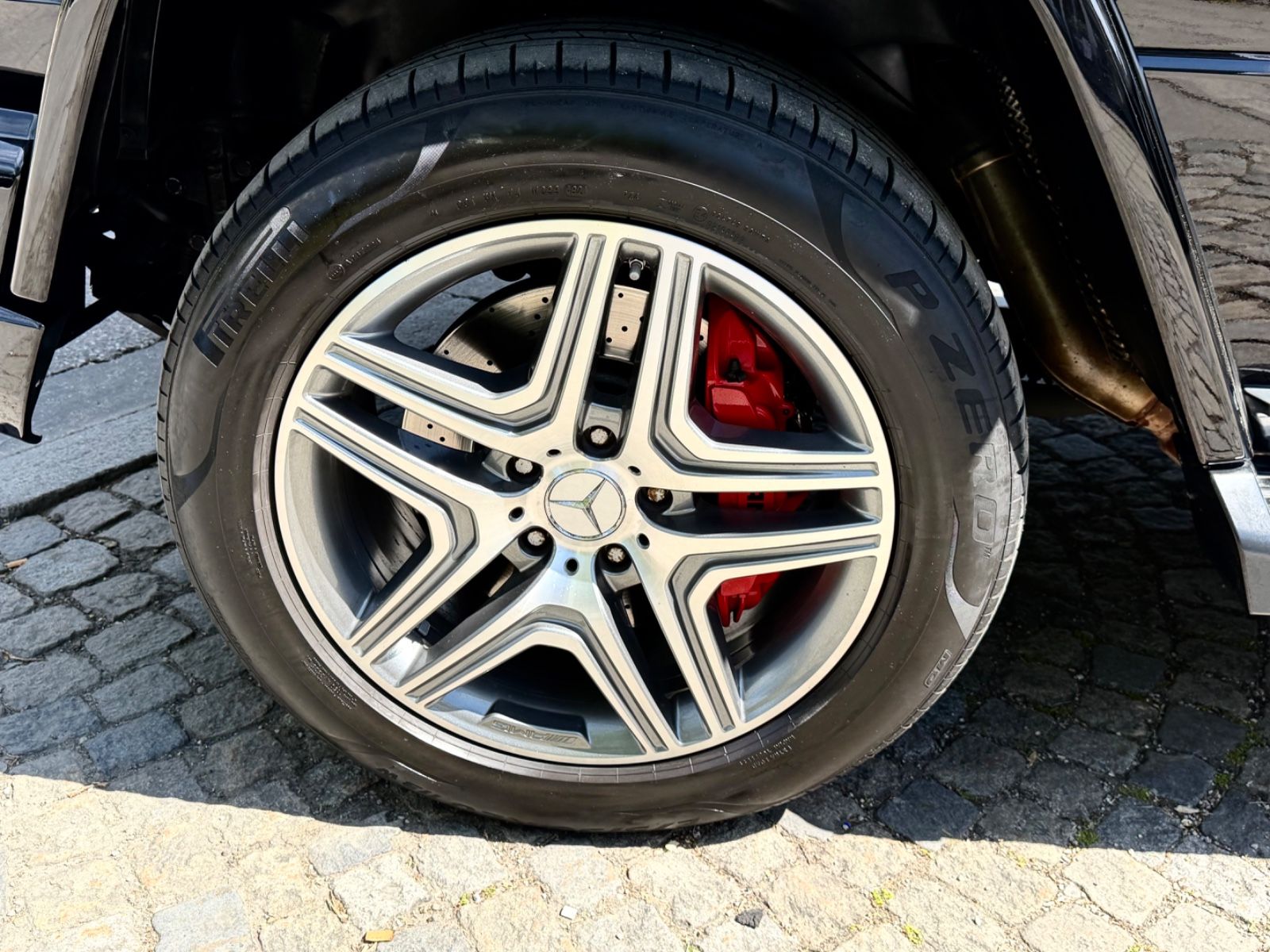 Fahrzeugabbildung Mercedes-Benz G 63 AMG FACELIFT DESIGNO 1HAND DEUTSCH TOPZUST!