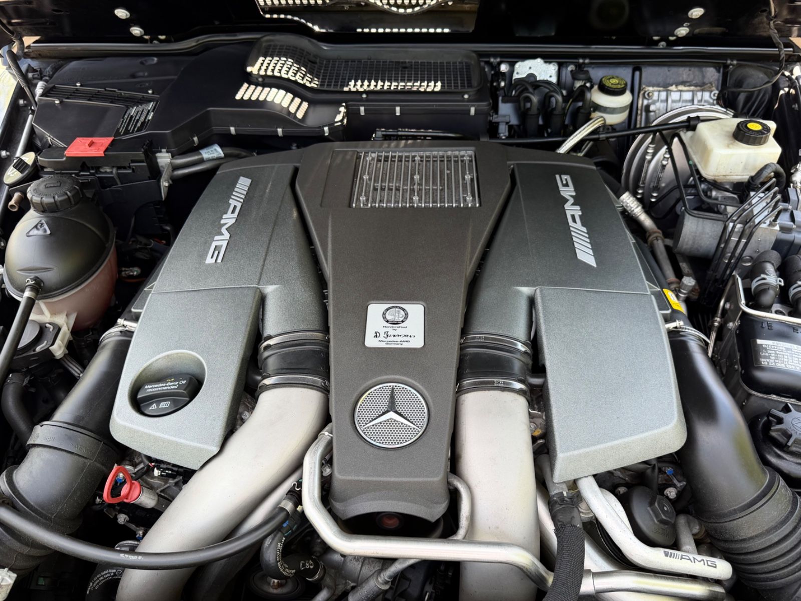 Fahrzeugabbildung Mercedes-Benz G 63 AMG FACELIFT DESIGNO 1HAND DEUTSCH TOPZUST!