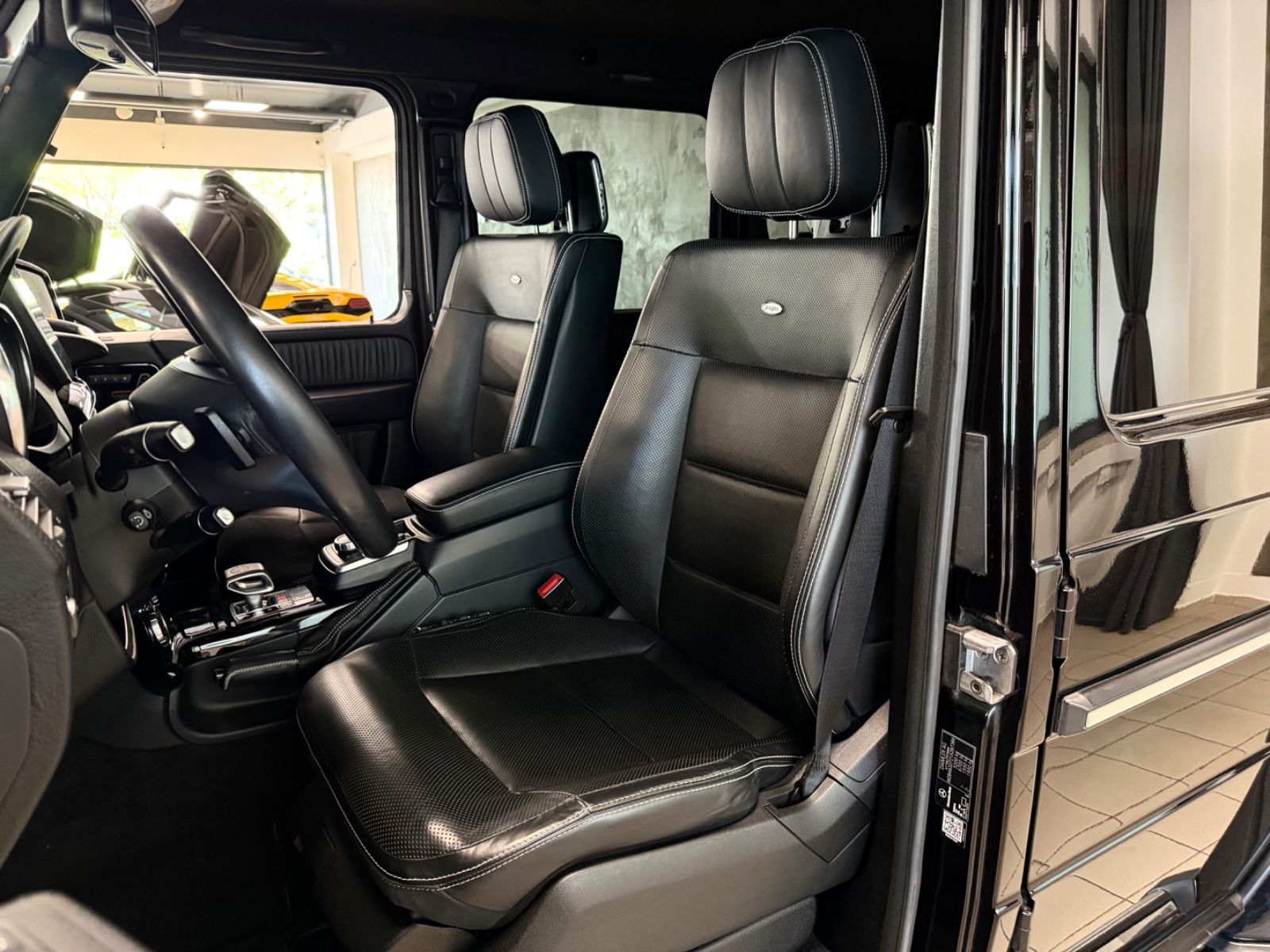 Fahrzeugabbildung Mercedes-Benz G 63 AMG FACELIFT DESIGNO 1HAND DEUTSCH TOPZUST!