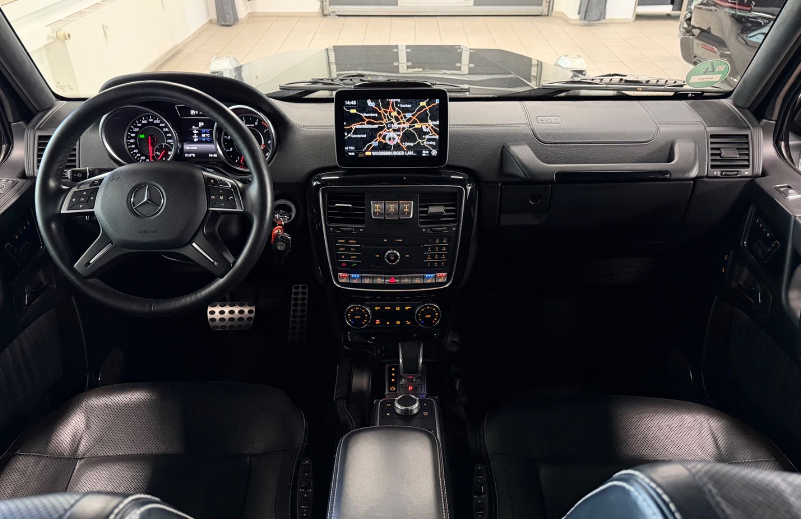 Fahrzeugabbildung Mercedes-Benz G 63 AMG FACELIFT DESIGNO 1HAND DEUTSCH TOPZUST!