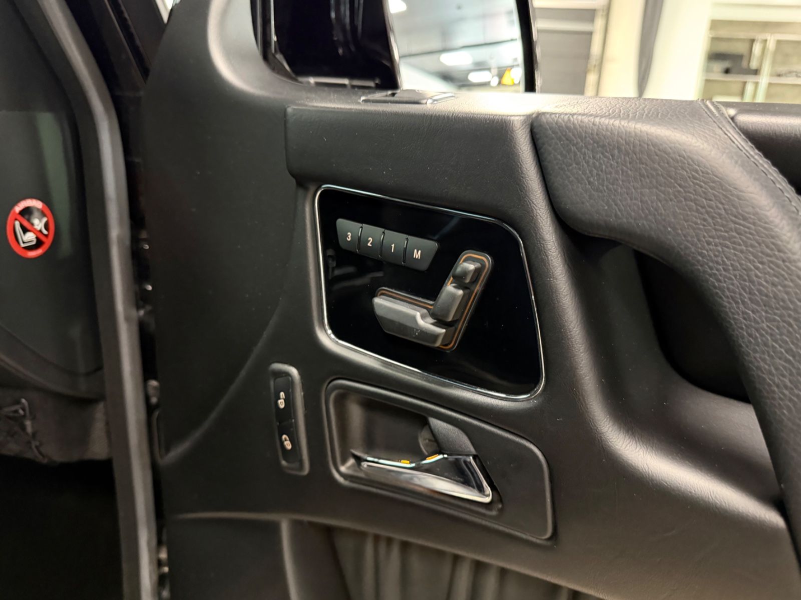 Fahrzeugabbildung Mercedes-Benz G 63 AMG FACELIFT DESIGNO 1HAND DEUTSCH TOPZUST!