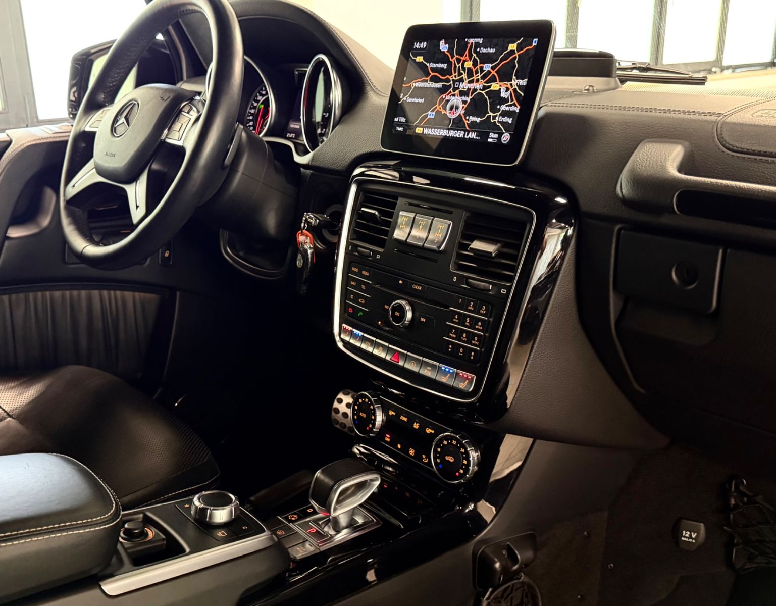 Fahrzeugabbildung Mercedes-Benz G 63 AMG FACELIFT DESIGNO 1HAND DEUTSCH TOPZUST!