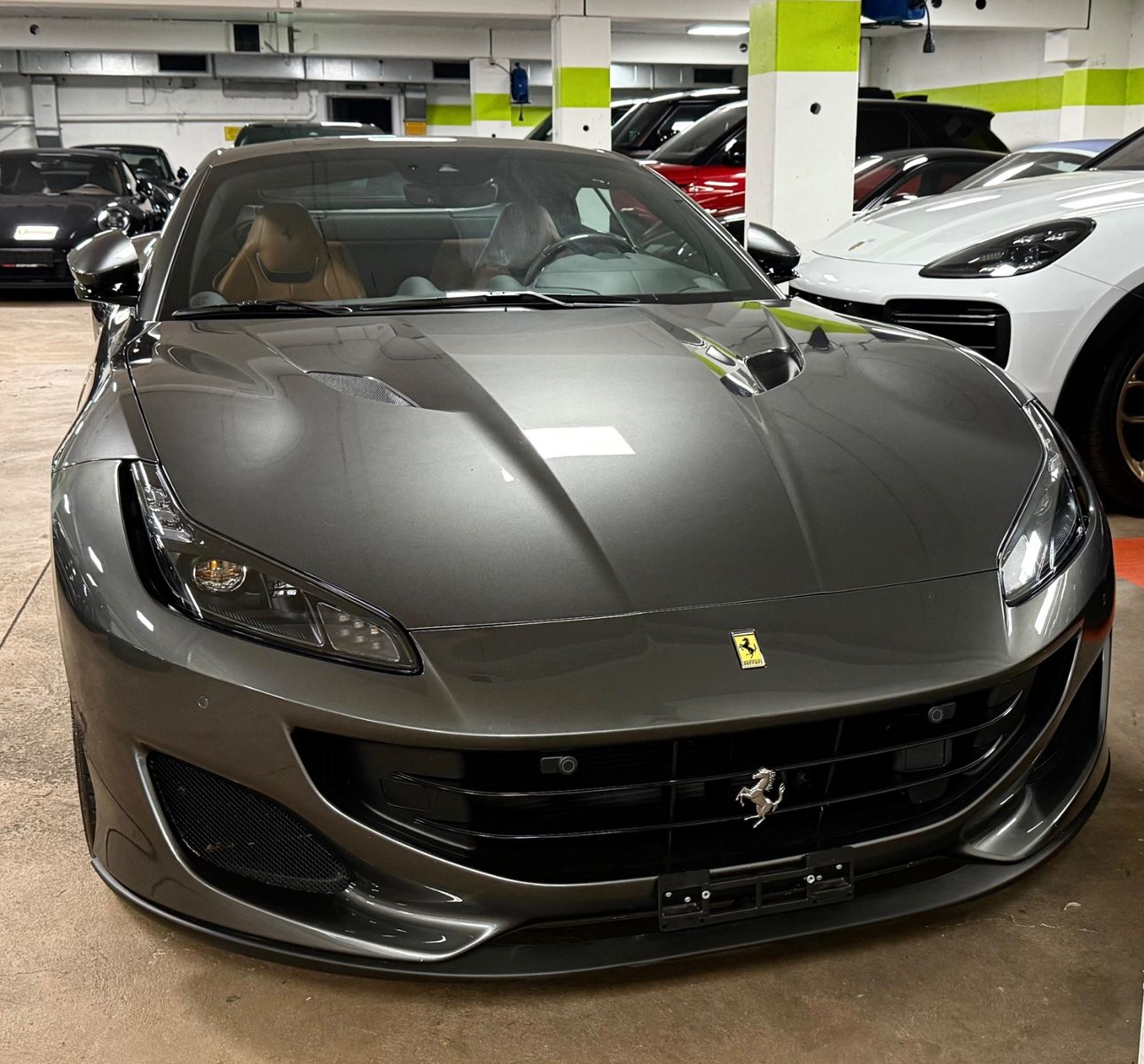 Fahrzeugabbildung Ferrari PORTOFINO V8 CARBON JBL ADAS P-DISPAY