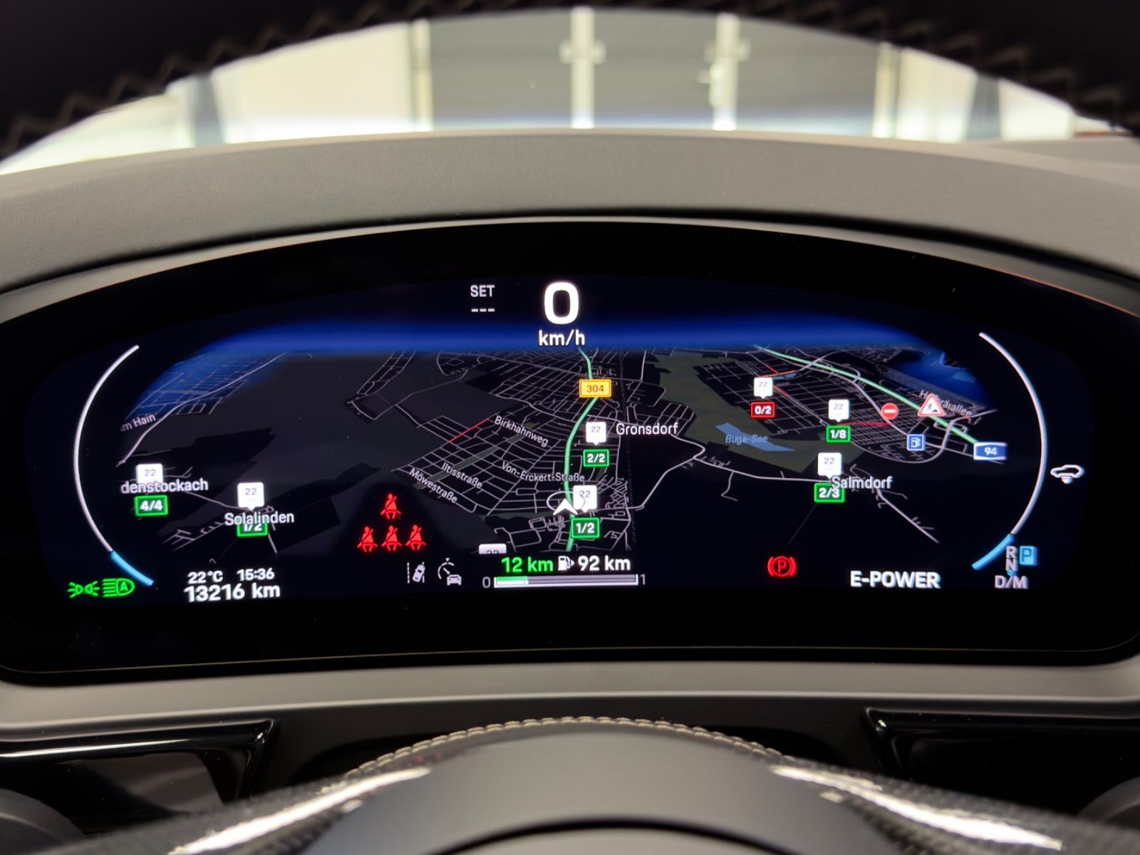 Fahrzeugabbildung Porsche CAYENNE COUPE TURBO E-HYBRID CERAMIC CARBON FULL