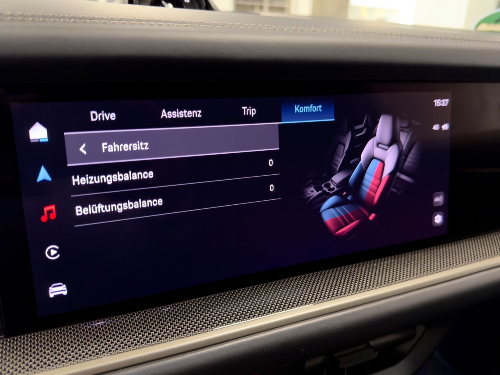 Fahrzeugabbildung Porsche CAYENNE COUPE TURBO E-HYBRID CERAMIC CARBON FULL