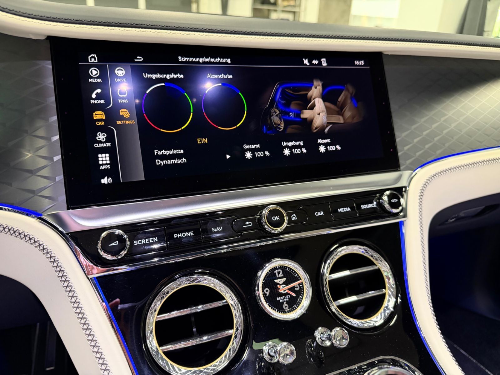 Fahrzeugabbildung Bentley CONTINENTAL GT AZURE V8 MULLINER NAIM PANO NEW!