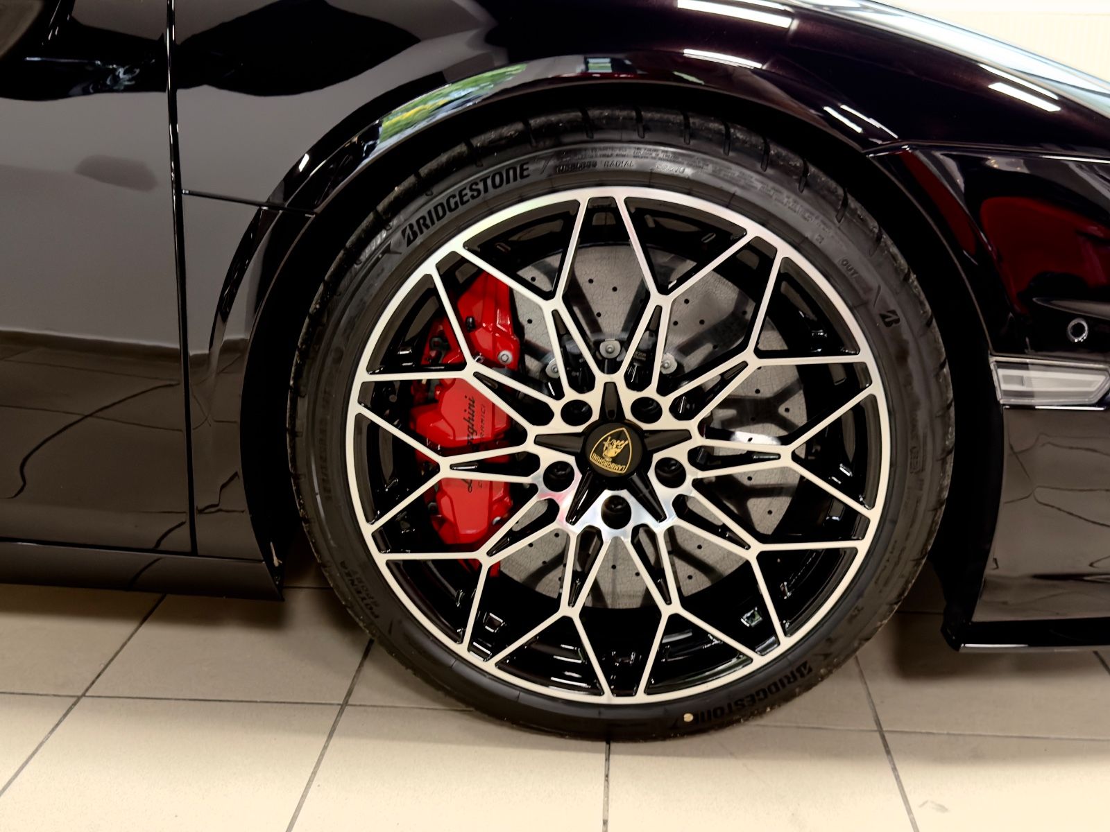 Fahrzeugabbildung Lamborghini TEMERARIO NERO SONUS P-DISPLAY LIFT PR26 READY!