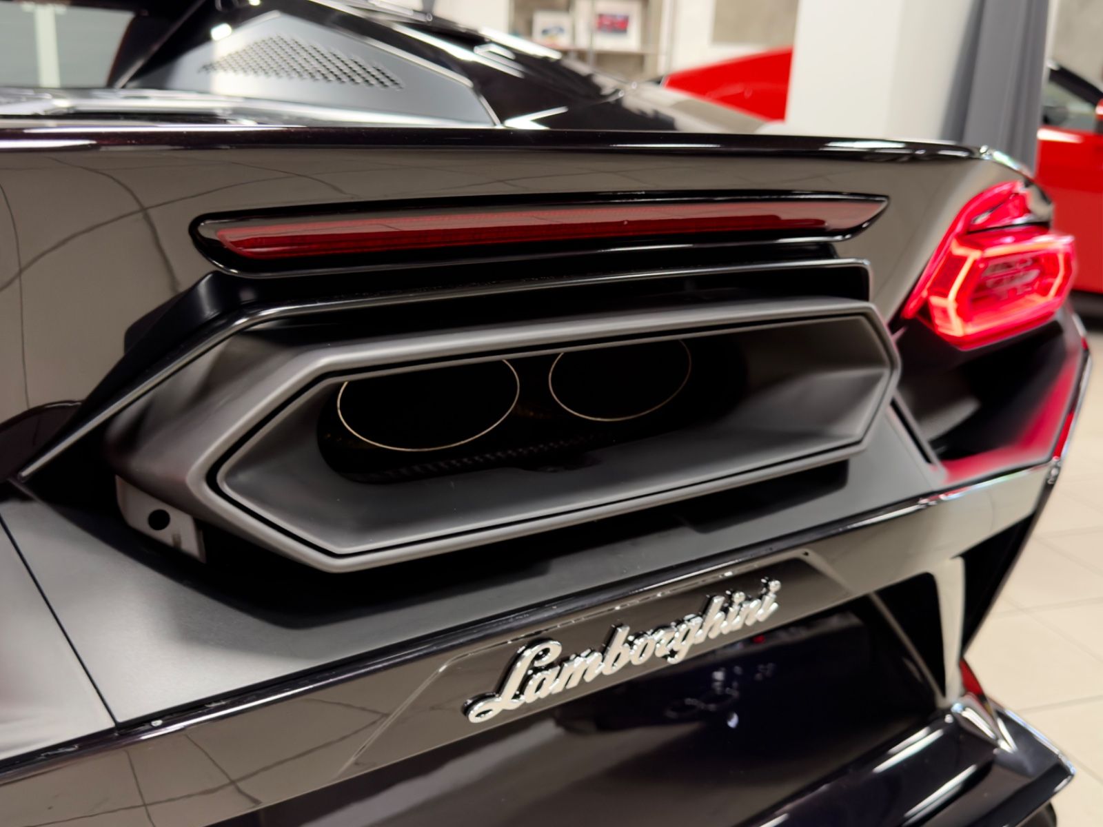 Fahrzeugabbildung Lamborghini TEMERARIO NERO SONUS P-DISPLAY LIFT PR26 READY!