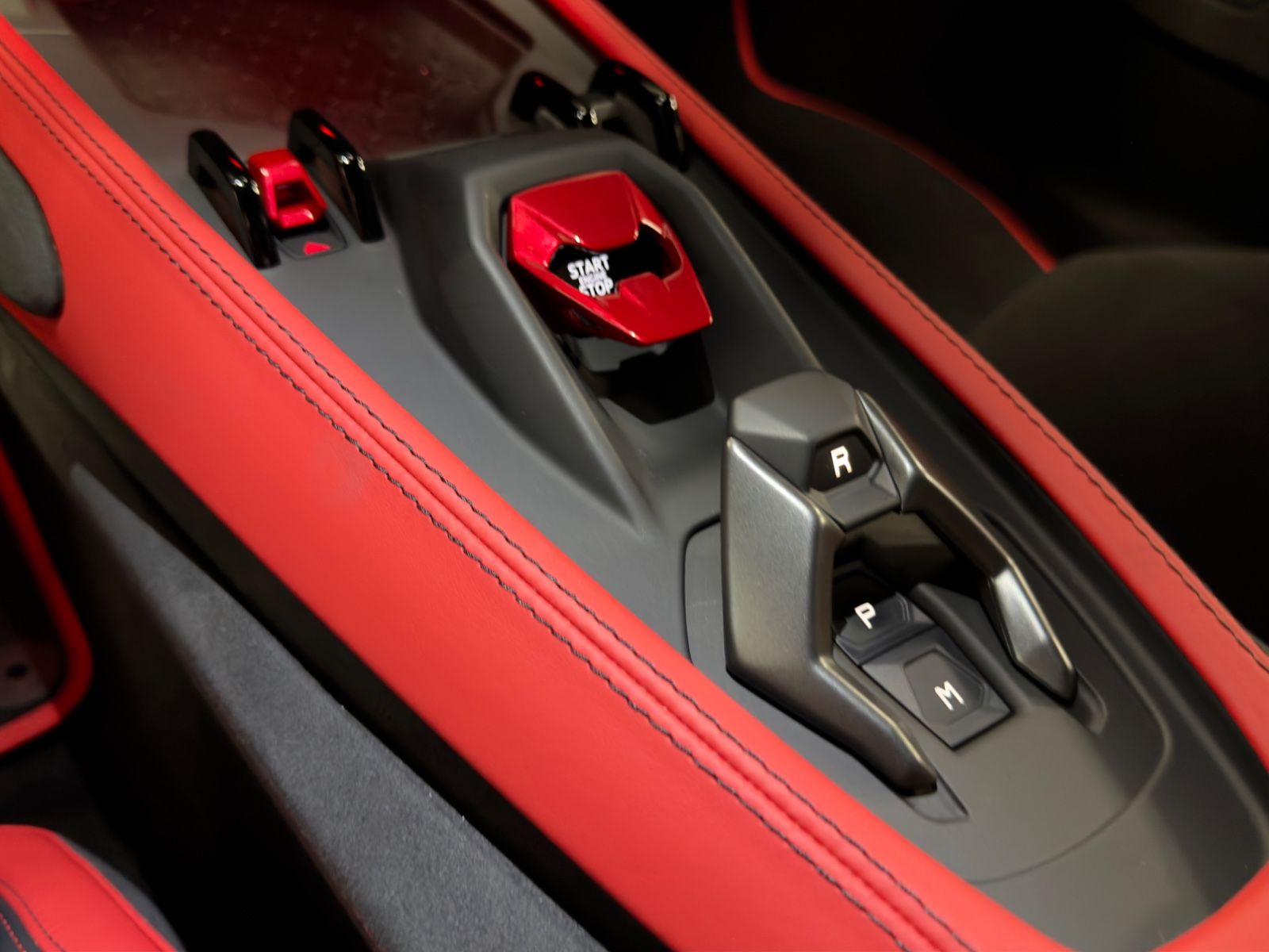 Fahrzeugabbildung Lamborghini TEMERARIO NERO SONUS P-DISPLAY LIFT PR26 READY!