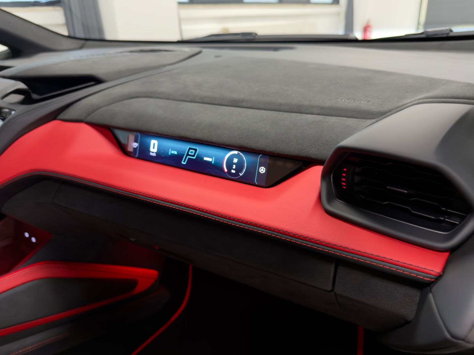 Fahrzeugabbildung Lamborghini TEMERARIO NERO SONUS P-DISPLAY LIFT PR26 READY!