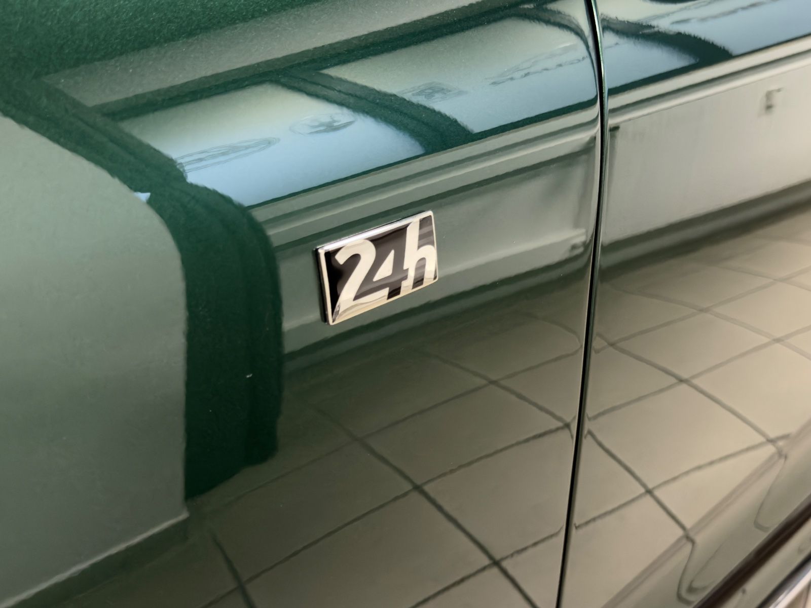 Fahrzeugabbildung Bentley CONTINENTAL  GT LE MANS EDITION 1 of 48 FULLOPT!