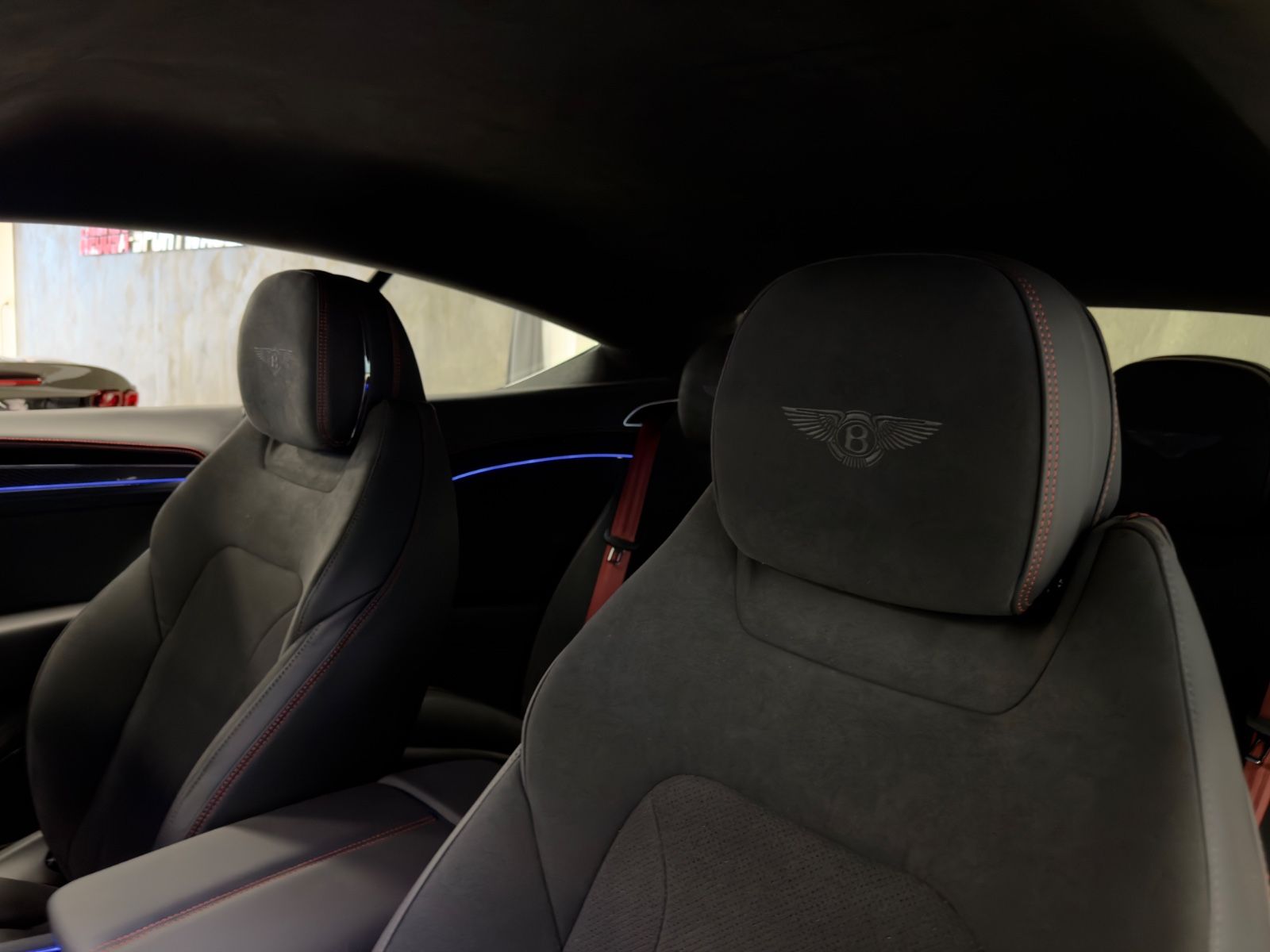 Fahrzeugabbildung Bentley CONTINENTAL  GT LE MANS EDITION 1 of 48 FULLOPT!