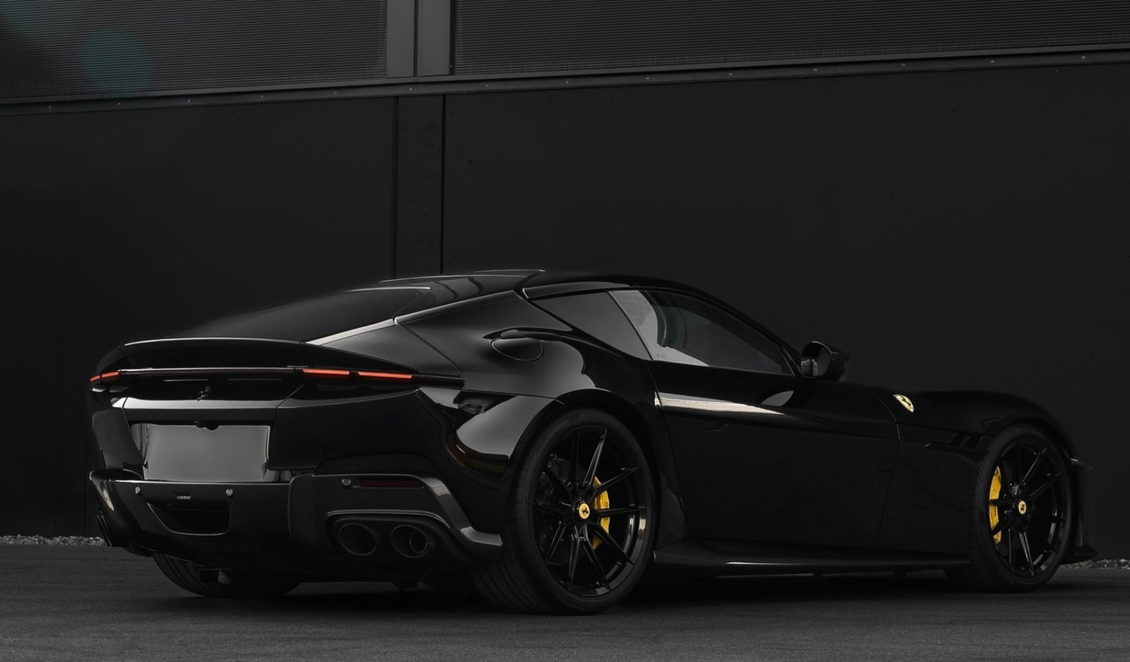 Fahrzeugabbildung Ferrari 12CILINDRI NOVITEC EINZELSTÜCK CARBON FULLOPT!