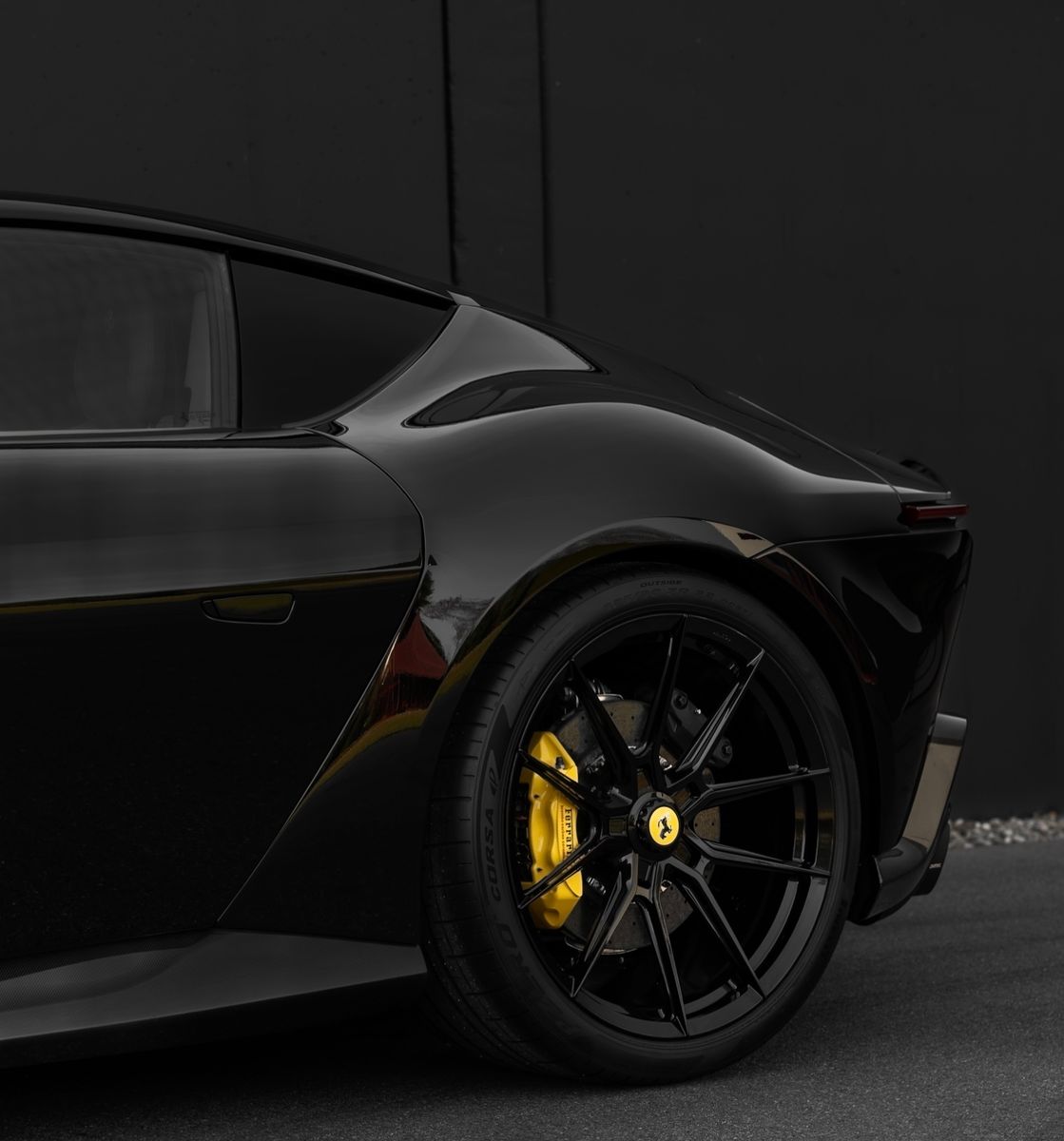 Fahrzeugabbildung Ferrari 12CILINDRI NOVITEC EINZELSTÜCK CARBON FULLOPT!