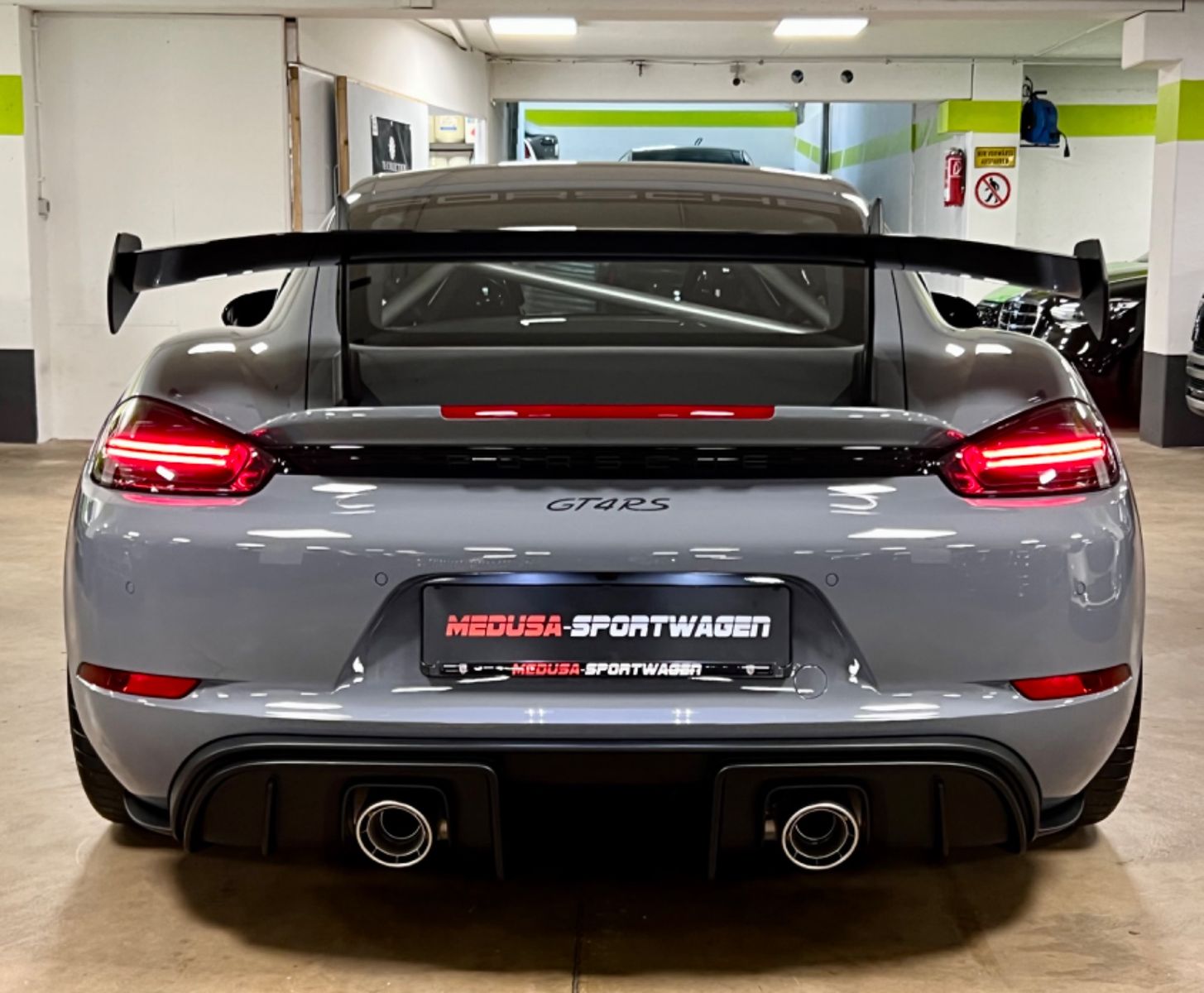 Fahrzeugabbildung Porsche CAYMAN GT4RS WEISSACH CLUBSPORT CERAMIC NEW!!!
