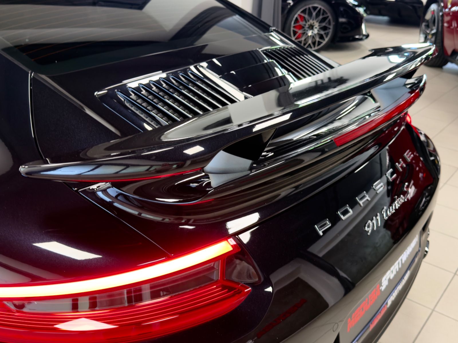 Fahrzeugabbildung Porsche 991 TURBO S FACELIFT CERAMIC CARBON BURMEST FULL