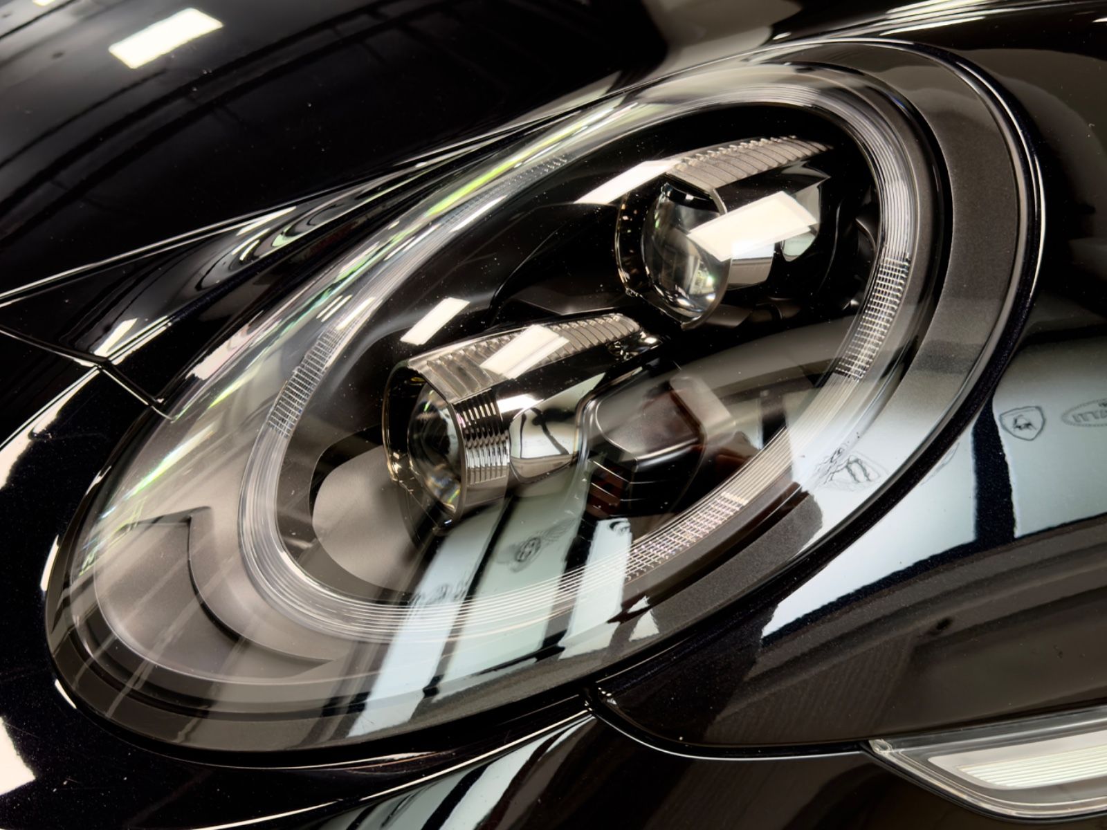 Fahrzeugabbildung Porsche 991 TURBO S FACELIFT CERAMIC CARBON BURMEST FULL
