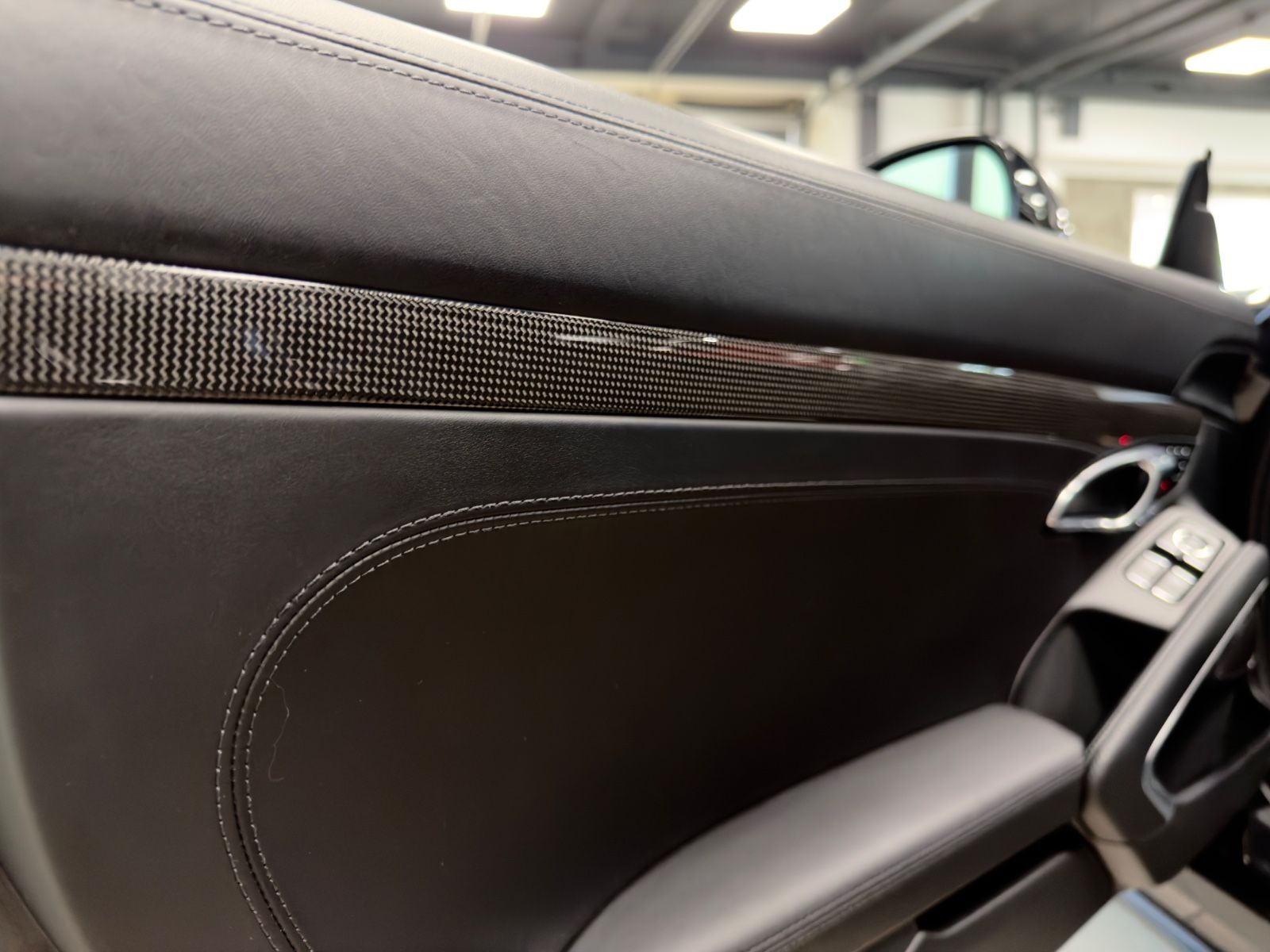Fahrzeugabbildung Porsche 991 TURBO S FACELIFT CERAMIC CARBON BURMEST FULL