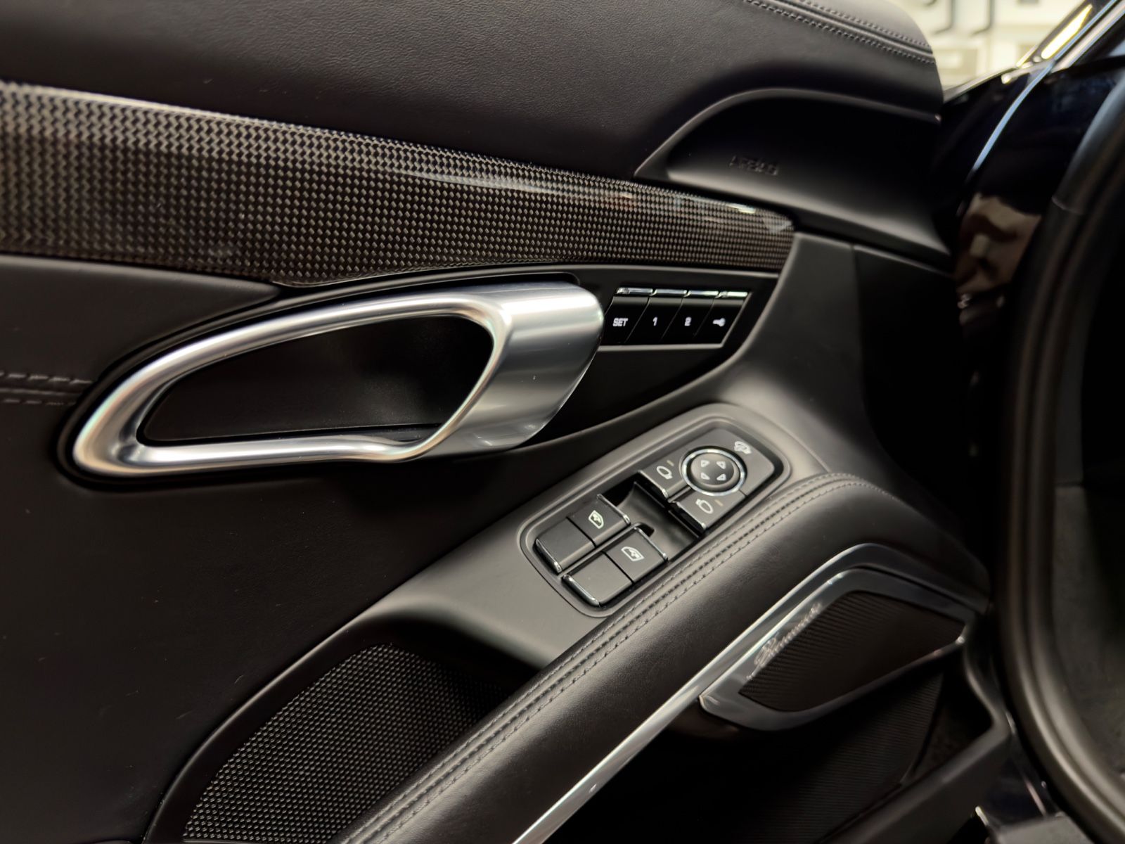 Fahrzeugabbildung Porsche 991 TURBO S FACELIFT CERAMIC CARBON BURMEST FULL
