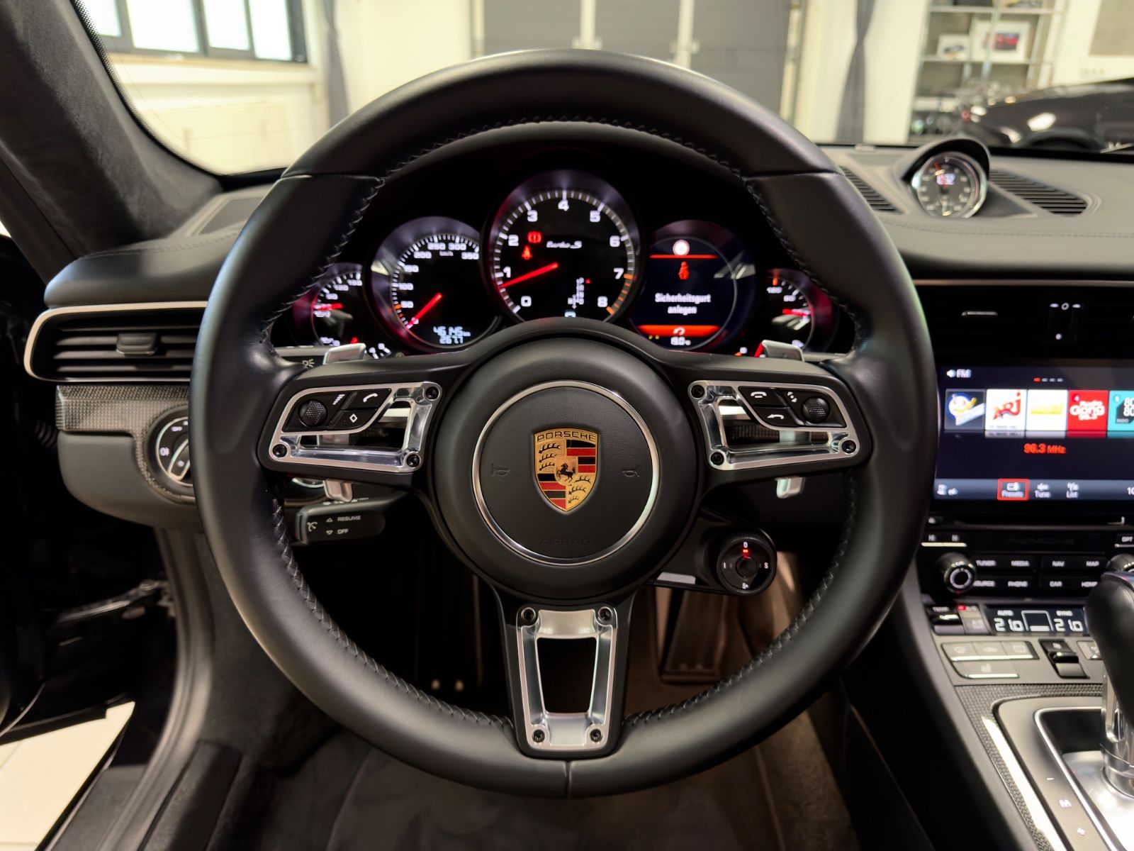 Fahrzeugabbildung Porsche 991 TURBO S FACELIFT CERAMIC CARBON BURMEST FULL