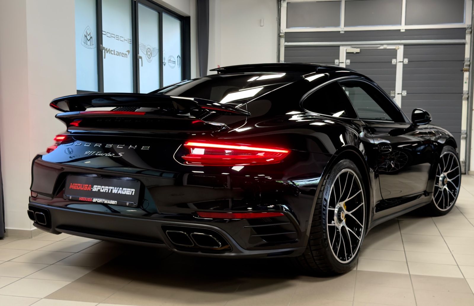 Fahrzeugabbildung Porsche 991 TURBO S FACELIFT CERAMIC CARBON BURMEST FULL