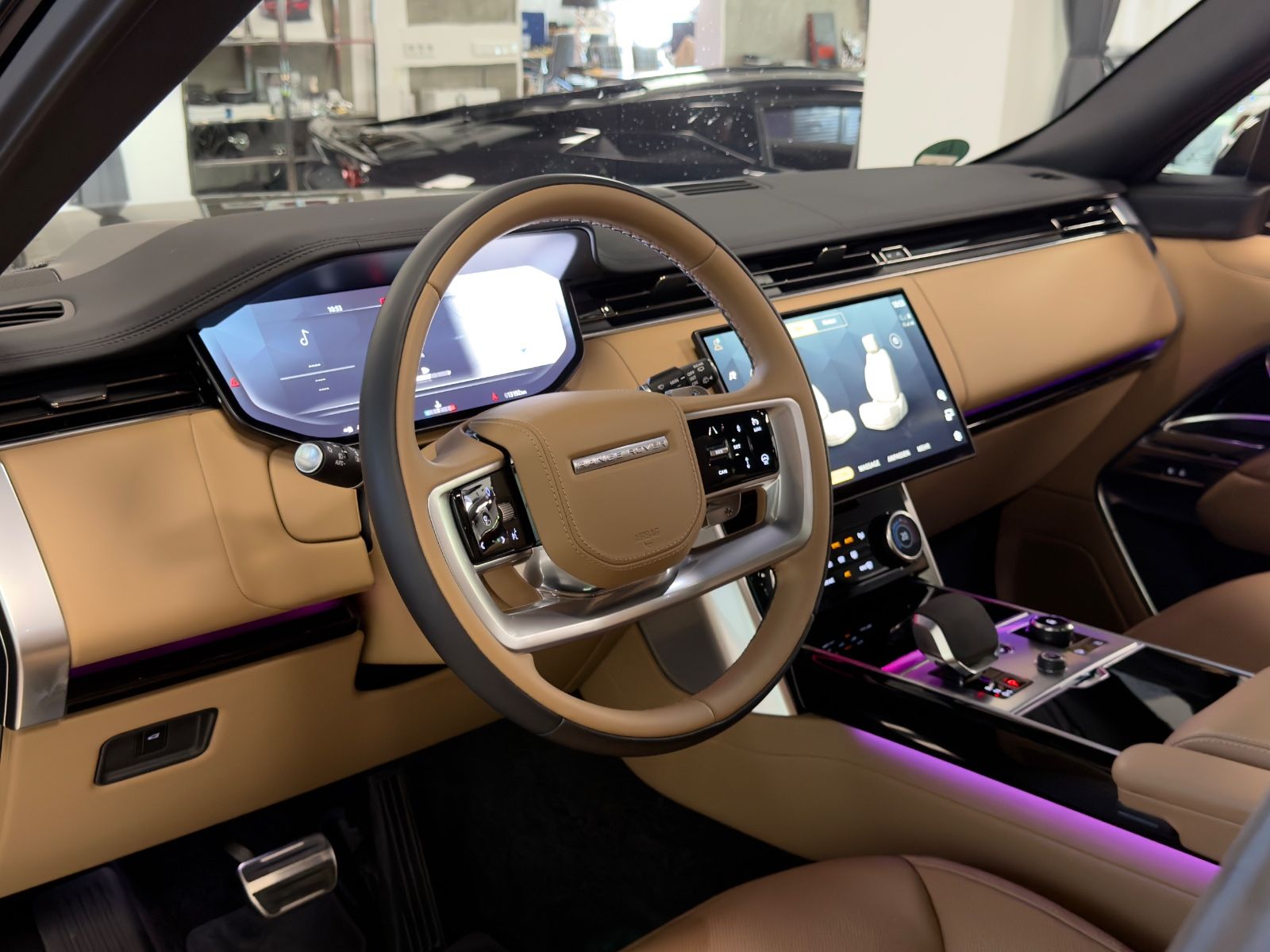Fahrzeugabbildung Land Rover RANGE ROVER VOGUE D350 HSE FOND TV MASSAGE FULL!