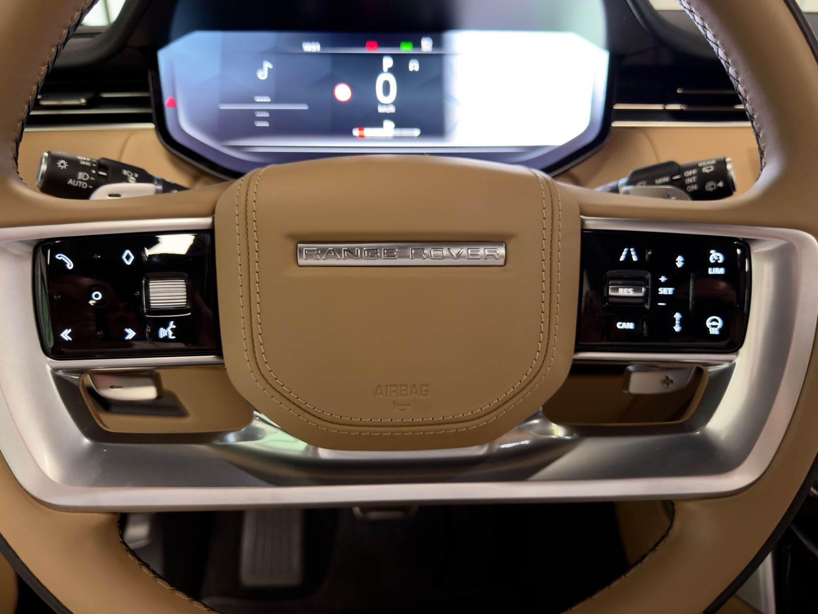 Fahrzeugabbildung Land Rover RANGE ROVER VOGUE D350 HSE FOND TV MASSAGE FULL!