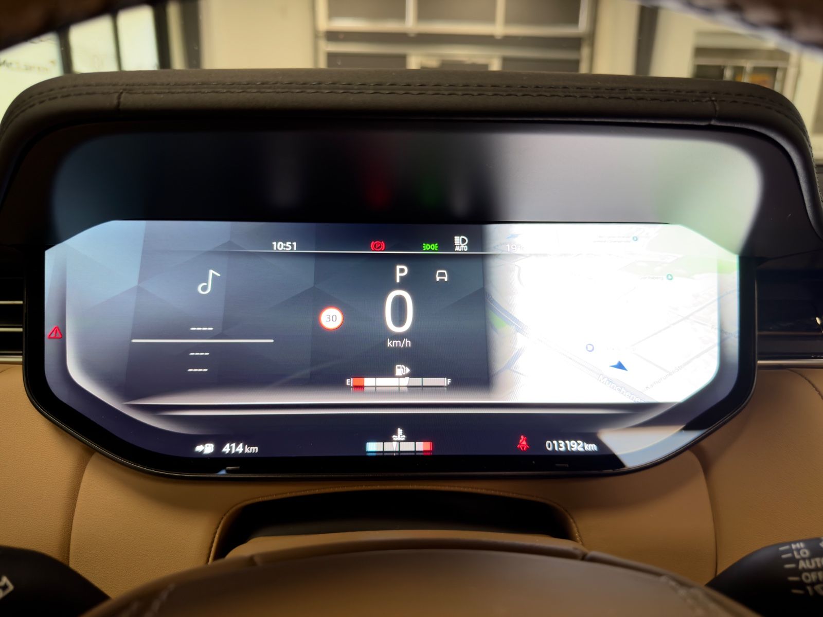 Fahrzeugabbildung Land Rover RANGE ROVER VOGUE D350 HSE FOND TV MASSAGE FULL!