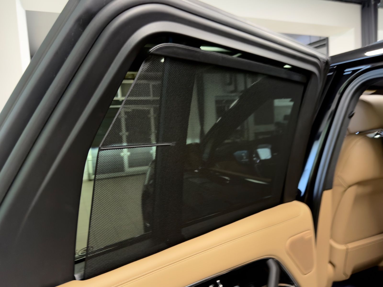 Fahrzeugabbildung Land Rover RANGE ROVER VOGUE D350 HSE FOND TV MASSAGE FULL!