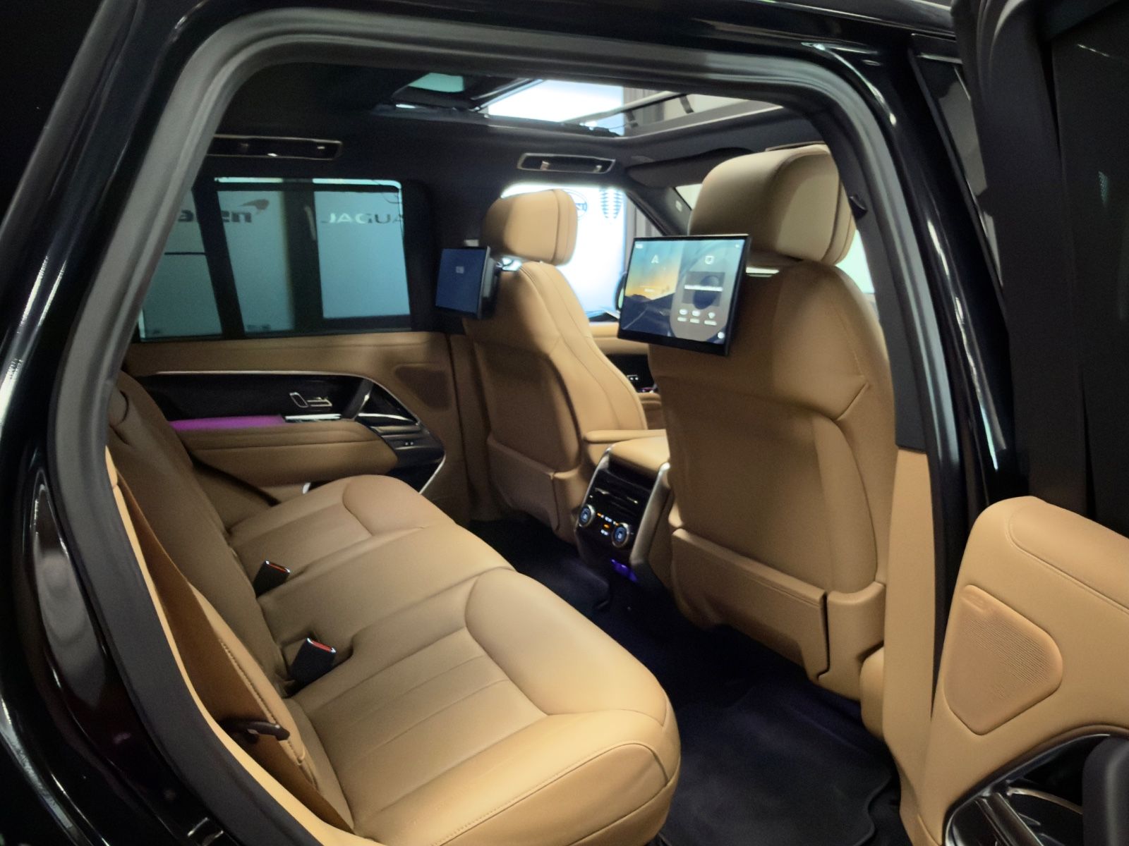 Fahrzeugabbildung Land Rover RANGE ROVER VOGUE D350 HSE FOND TV MASSAGE FULL!