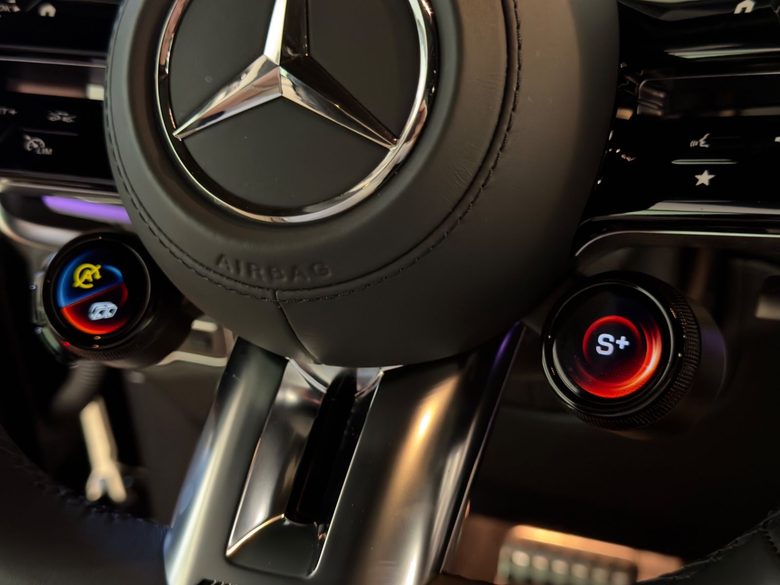 Fahrzeugabbildung Mercedes-Benz G 63 AMG FACELIFT NIGHTPACK II MASSAGE BURMESTER