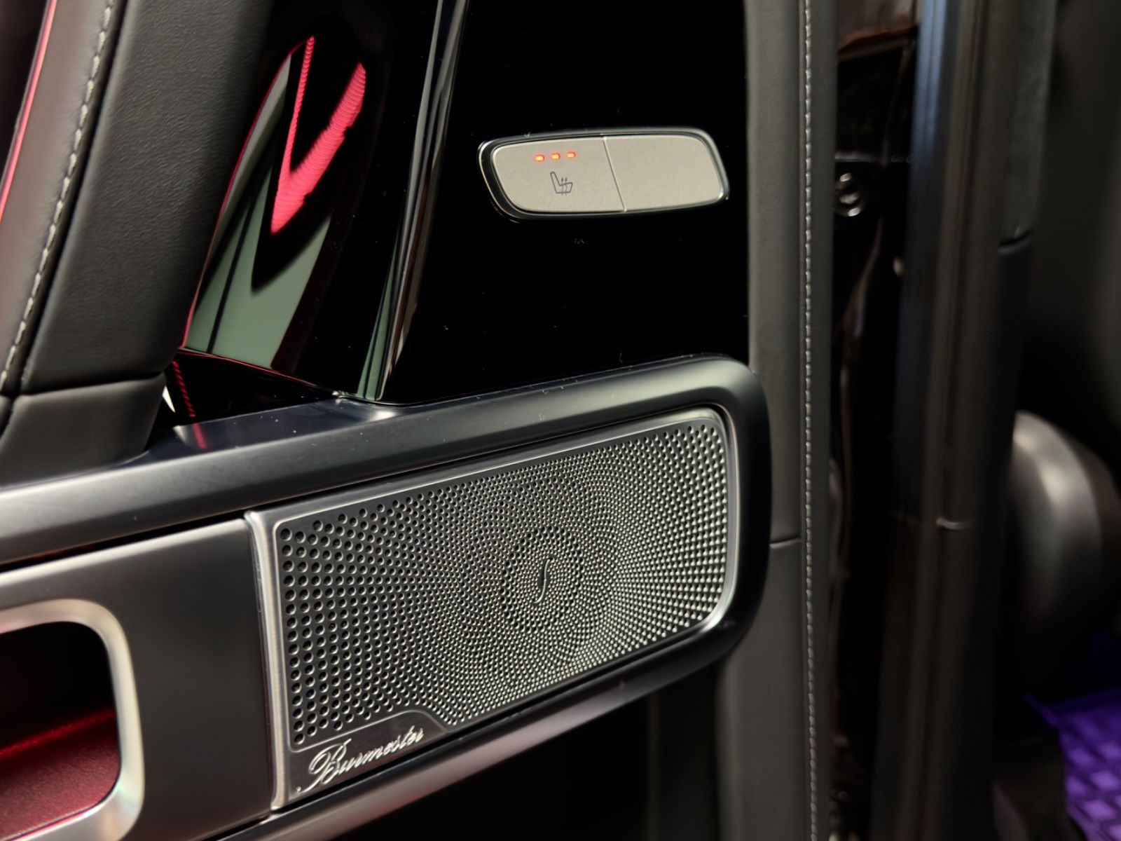 Fahrzeugabbildung Mercedes-Benz G 63 AMG FACELIFT NIGHTPACK II MASSAGE BURMESTER