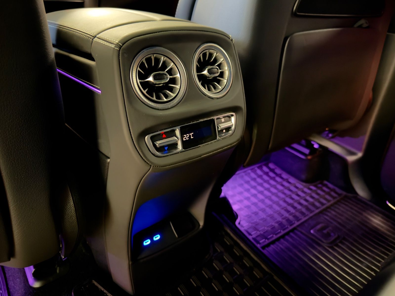 Fahrzeugabbildung Mercedes-Benz G 63 AMG FACELIFT NIGHTPACK II MASSAGE BURMESTER