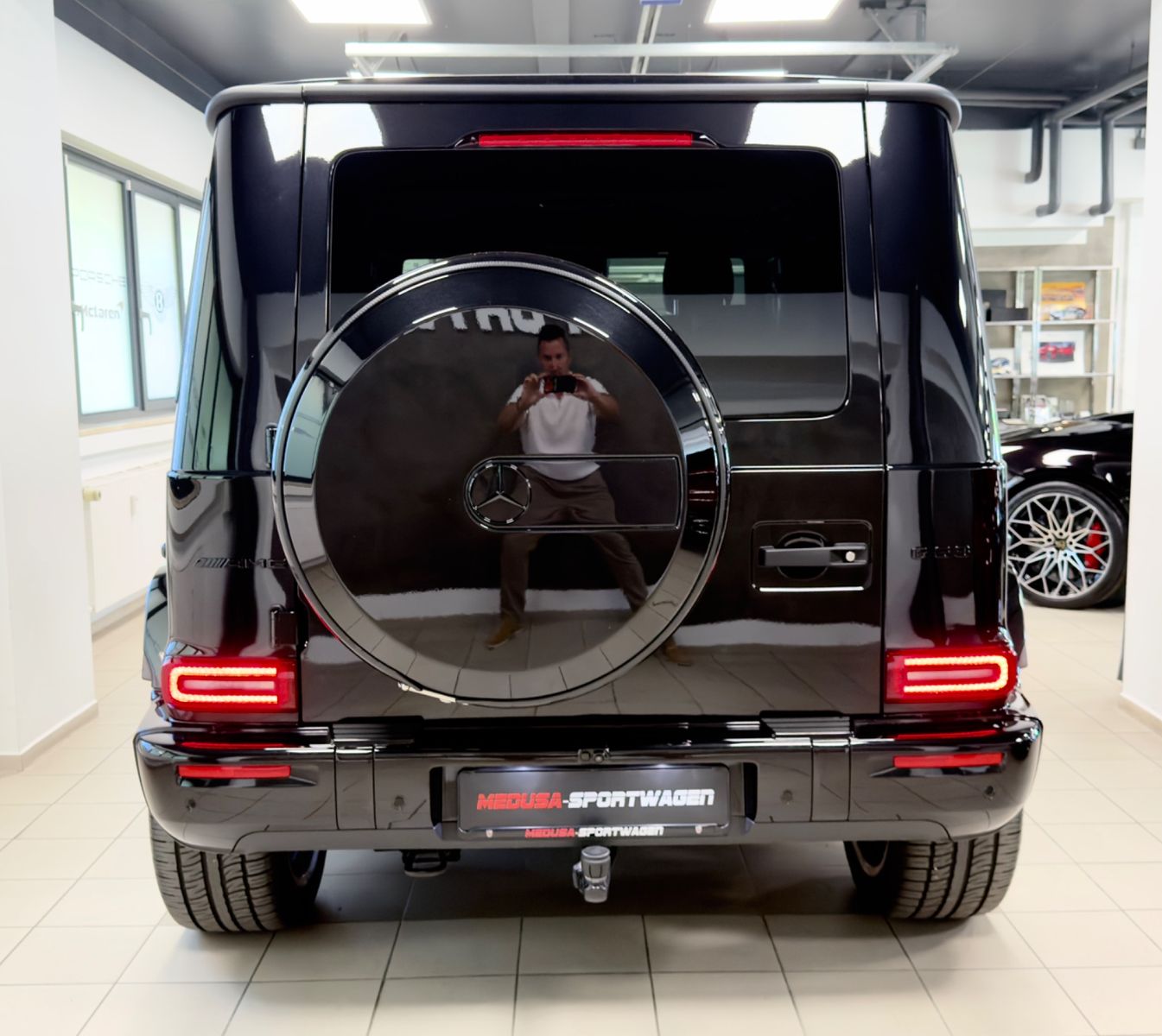 Fahrzeugabbildung Mercedes-Benz G 63 AMG FACELIFT NIGHTPACK II MASSAGE BURMESTER