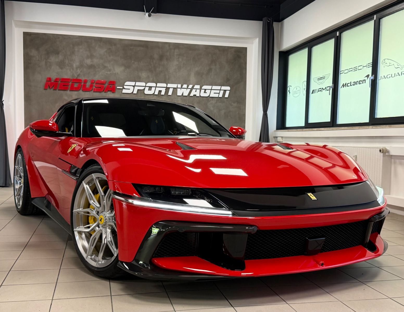 Fahrzeugabbildung Ferrari 12 CILINDRI NOVITEC UNIQUE CARBON LIFT JBL FULL!