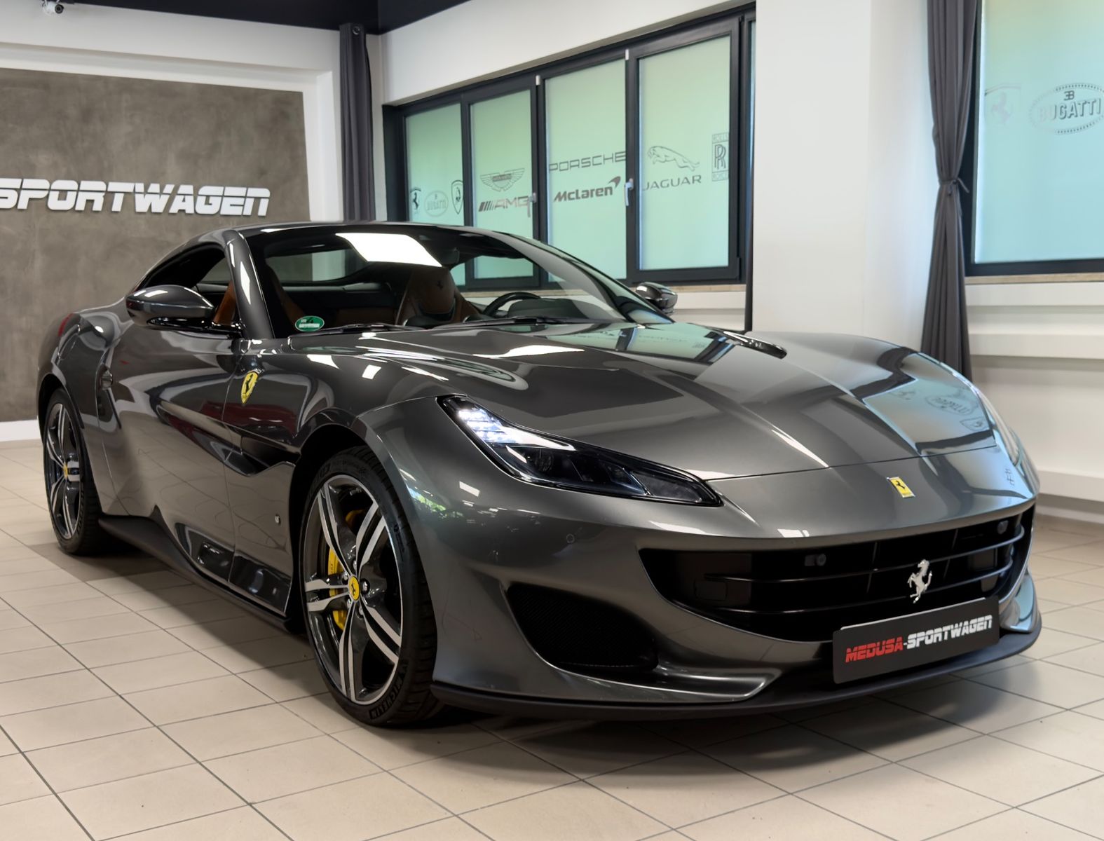 Fahrzeugabbildung Ferrari PORTOFINO V8 CARBON JBL ADAS P-DISPAY