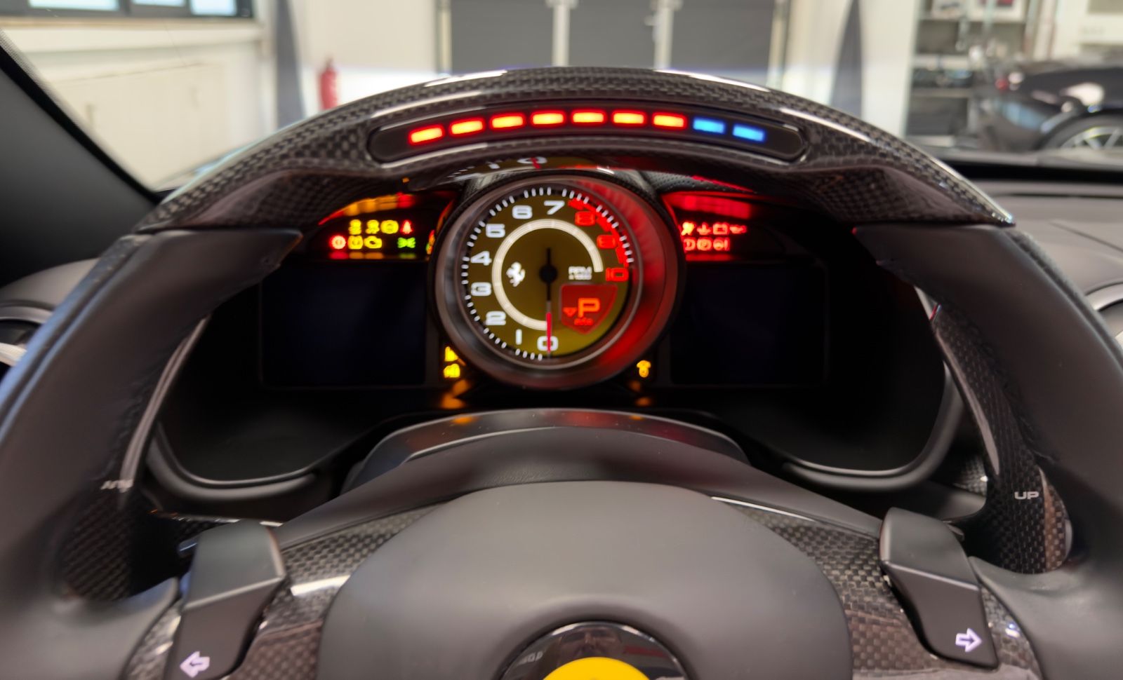 Fahrzeugabbildung Ferrari PORTOFINO V8 CARBON JBL ADAS P-DISPAY