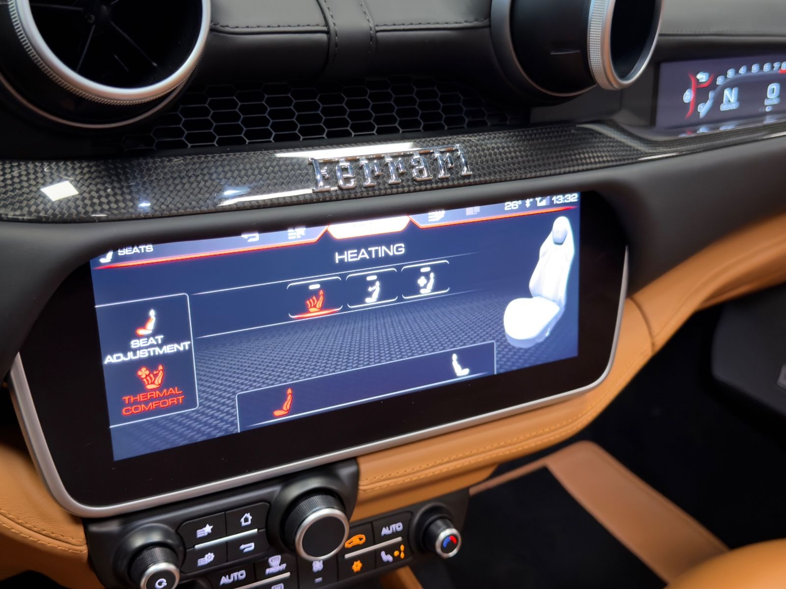 Fahrzeugabbildung Ferrari PORTOFINO V8 CARBON JBL ADAS P-DISPAY