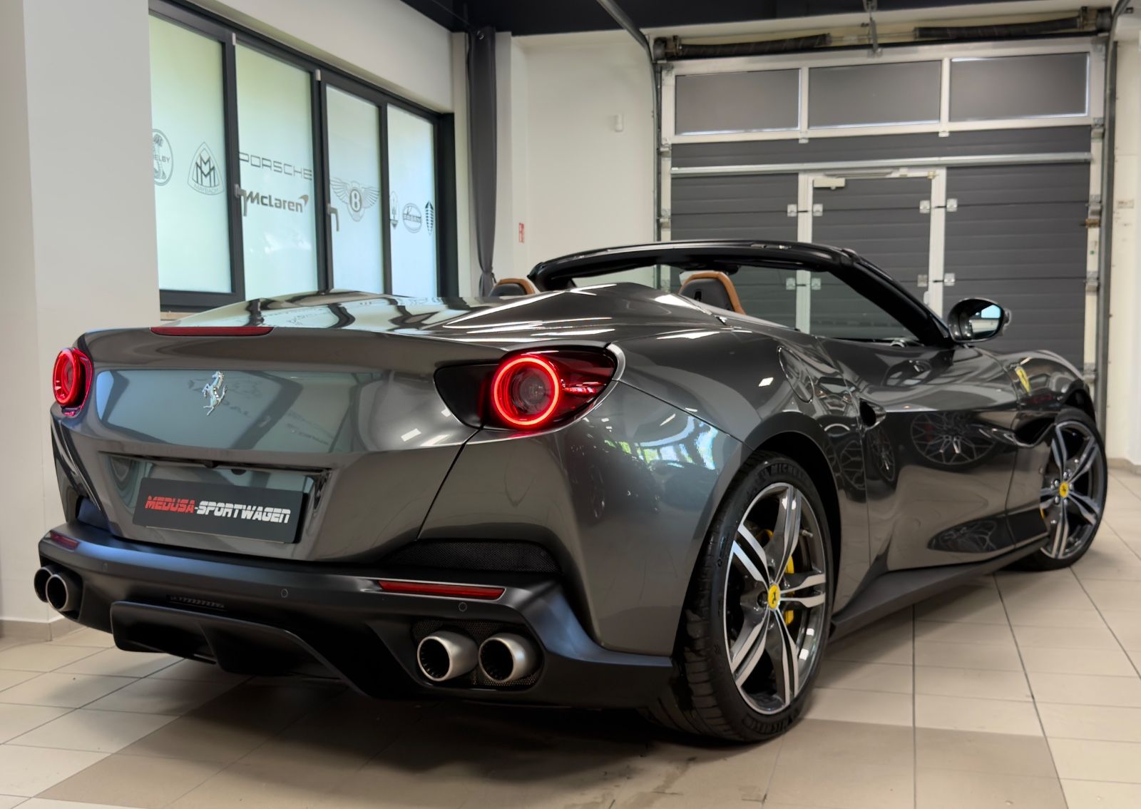Fahrzeugabbildung Ferrari PORTOFINO V8 CARBON JBL ADAS P-DISPAY