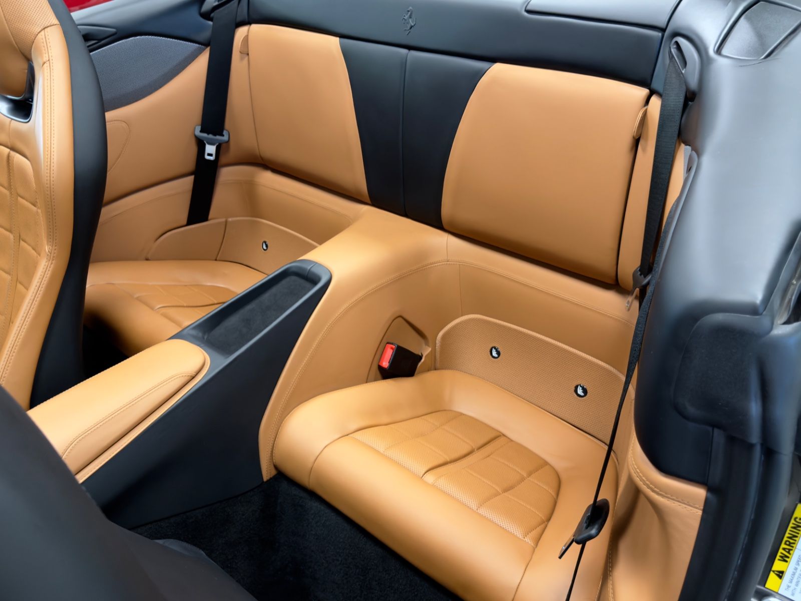 Fahrzeugabbildung Ferrari PORTOFINO V8 CARBON JBL ADAS P-DISPAY