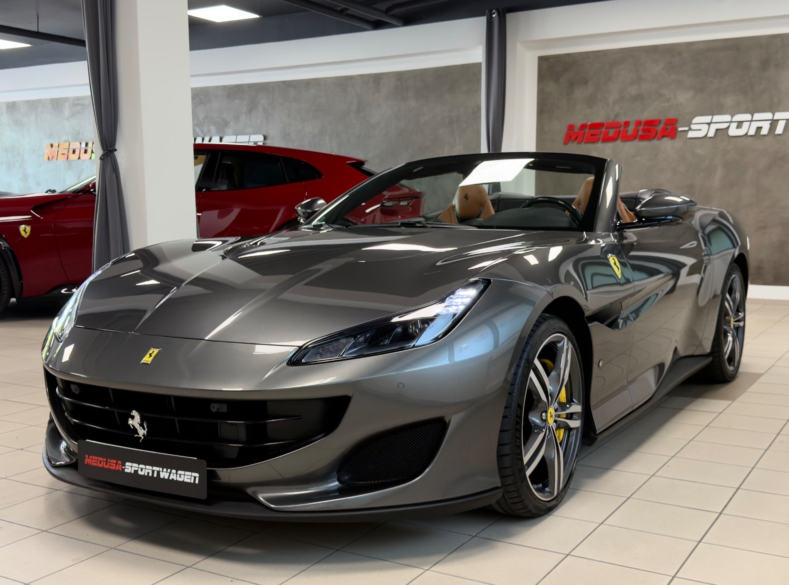 Fahrzeugabbildung Ferrari PORTOFINO V8 CARBON JBL ADAS P-DISPAY