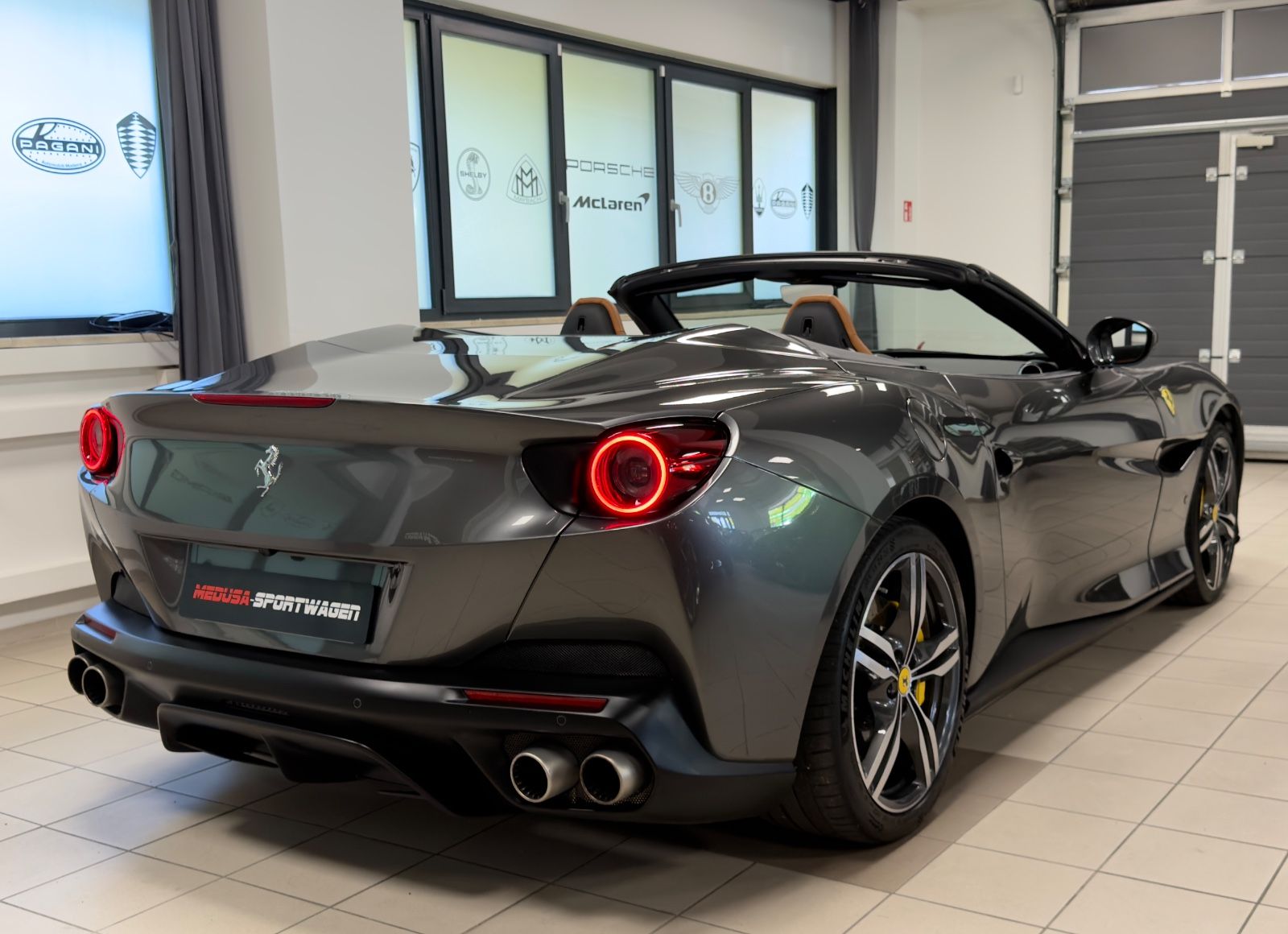 Fahrzeugabbildung Ferrari PORTOFINO V8 CARBON JBL ADAS P-DISPAY