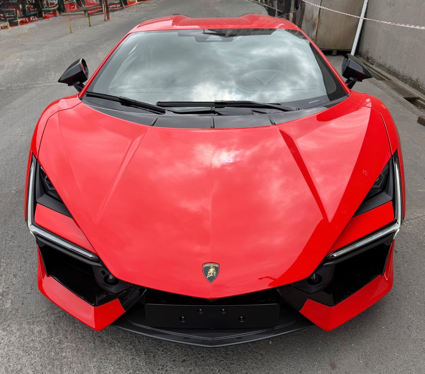 Fahrzeugabbildung Lamborghini REVUELTO AD PERSONAM FULL CARBON SONUS 26 FULL!