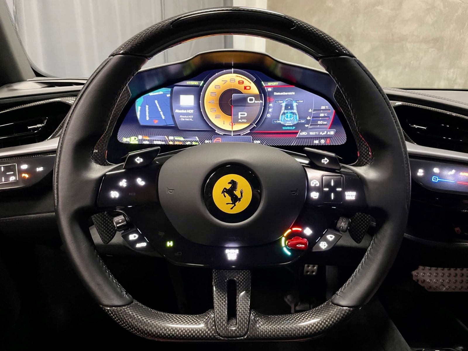 Fahrzeugabbildung Ferrari SF90 STRADALE NOVITEC RACINGSEAT CARBONPACK FULL