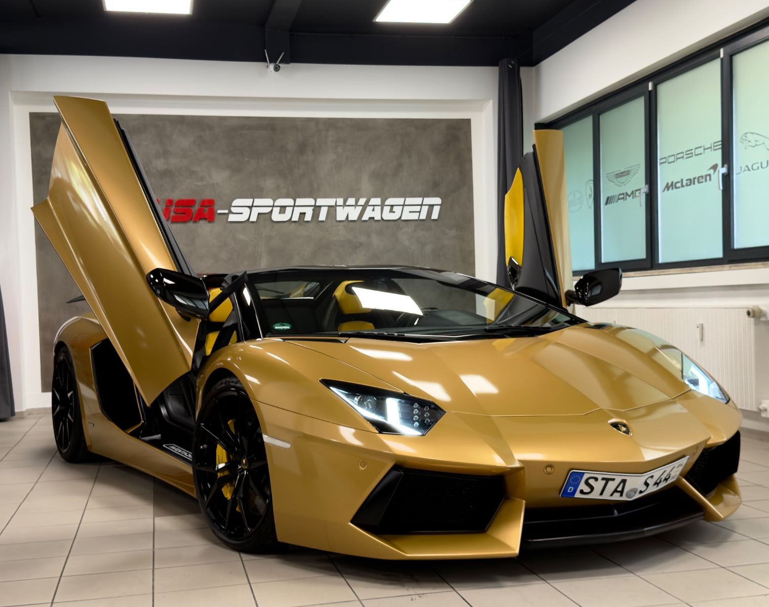 Lamborghini AVENTADOR LP 700-4 ROADSTER NOVITEC EINZELSTÜCK!